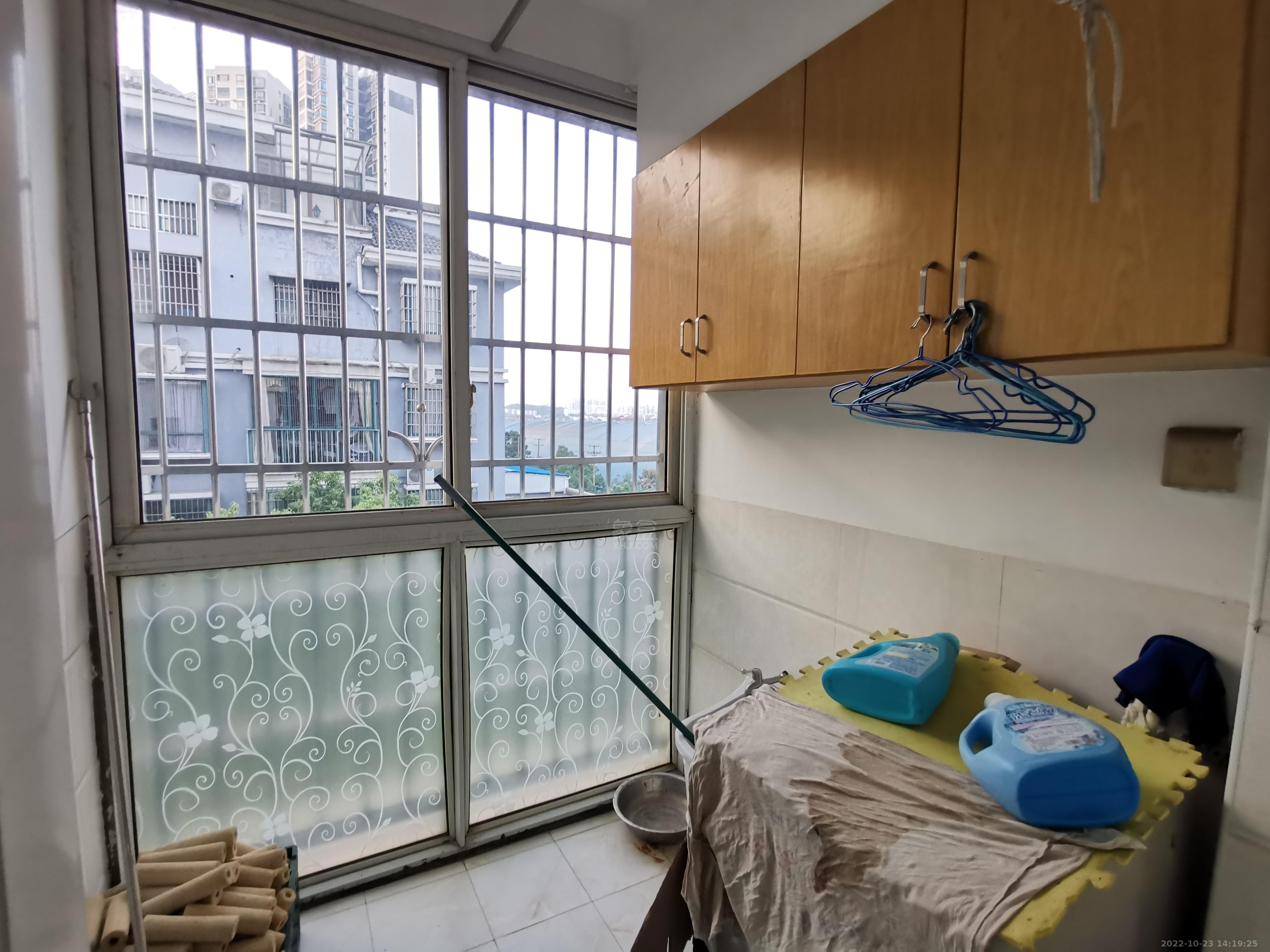 圣华名城建设北路110号  3室2厅1卫   1500.00元/月室内图