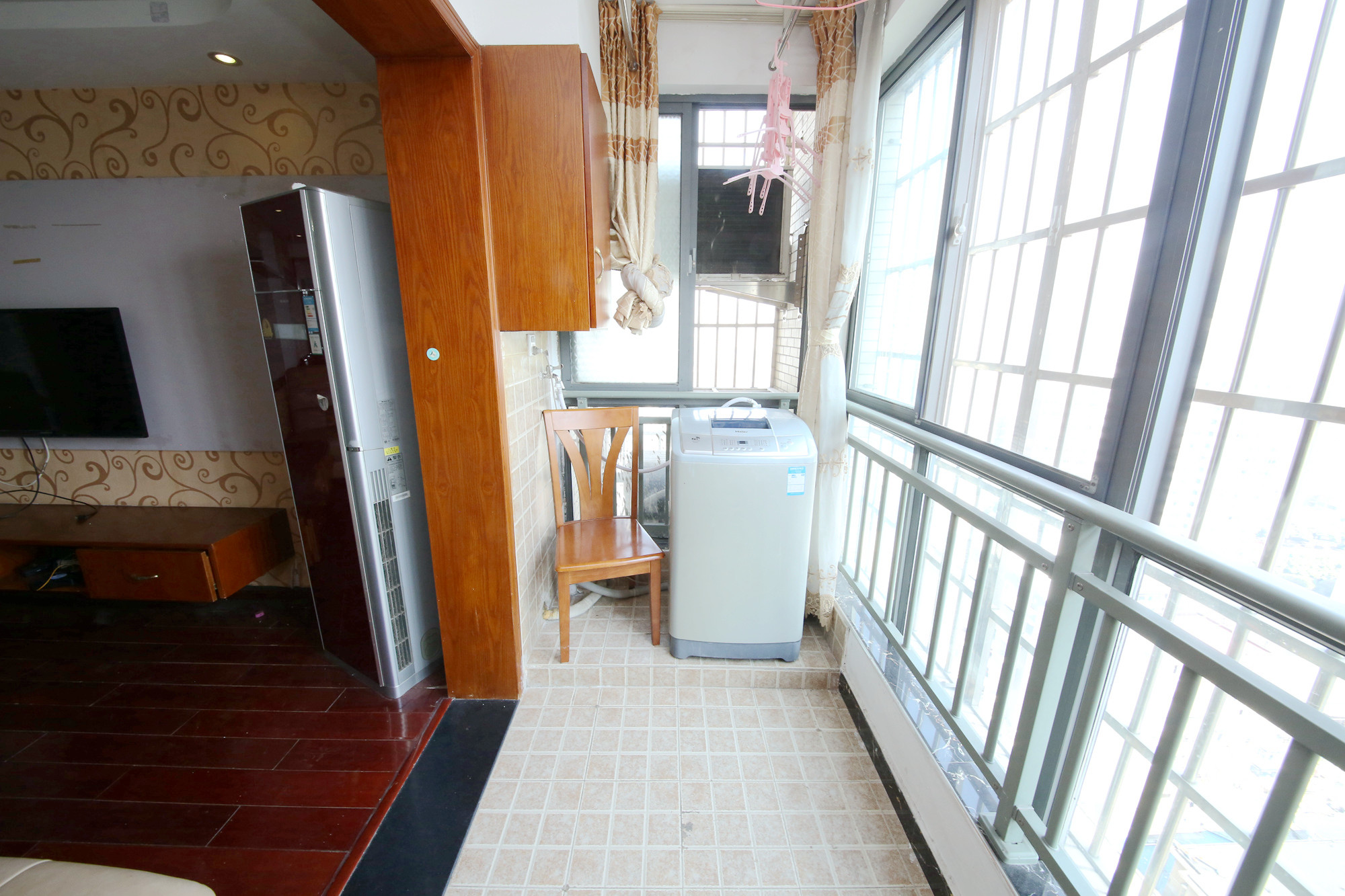 少帅府  2室1厅1卫   120.00万阳台