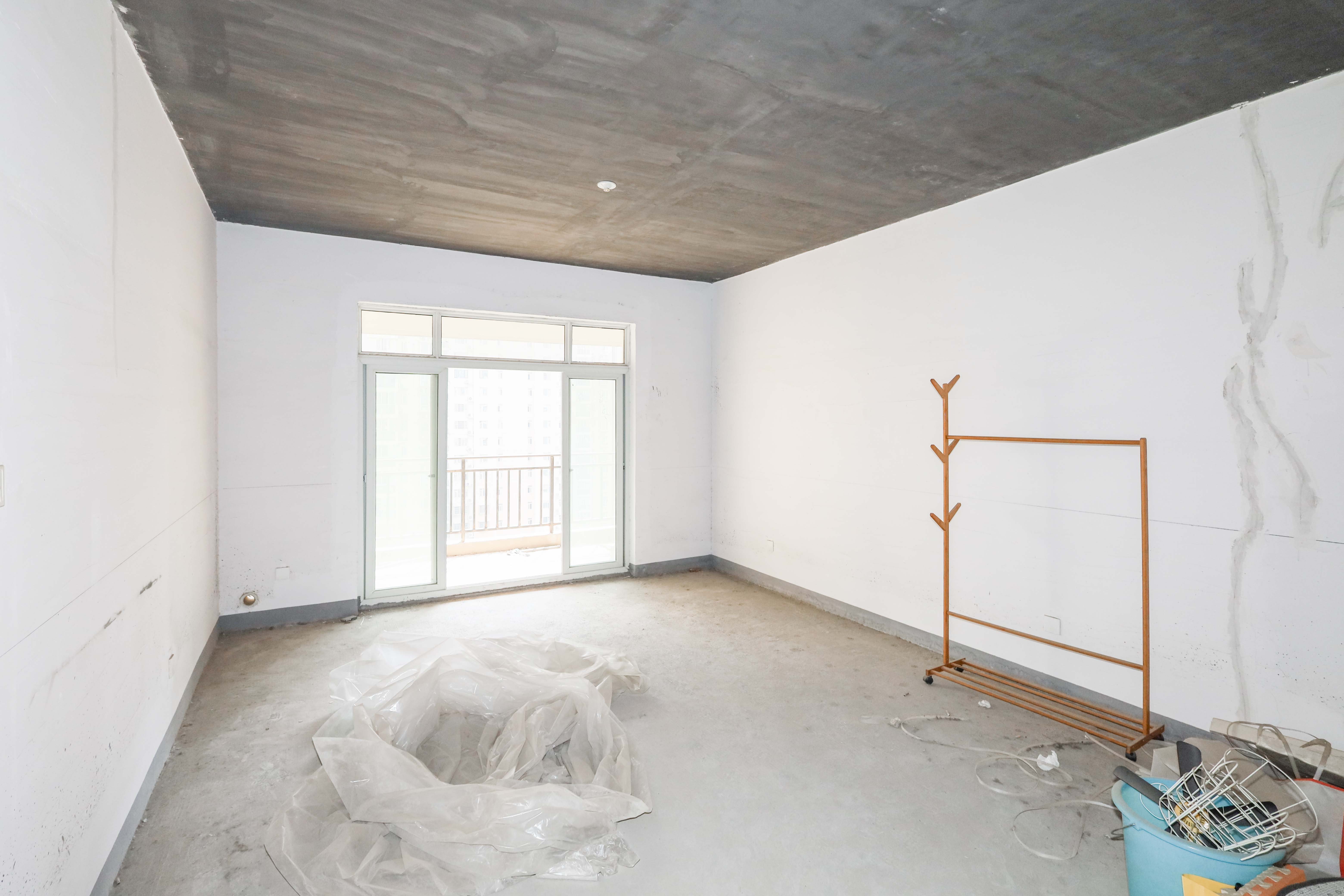 中房F联邦  3室2厅2卫    78.0万 中房F联邦  3室2厅2卫    78.0万客厅