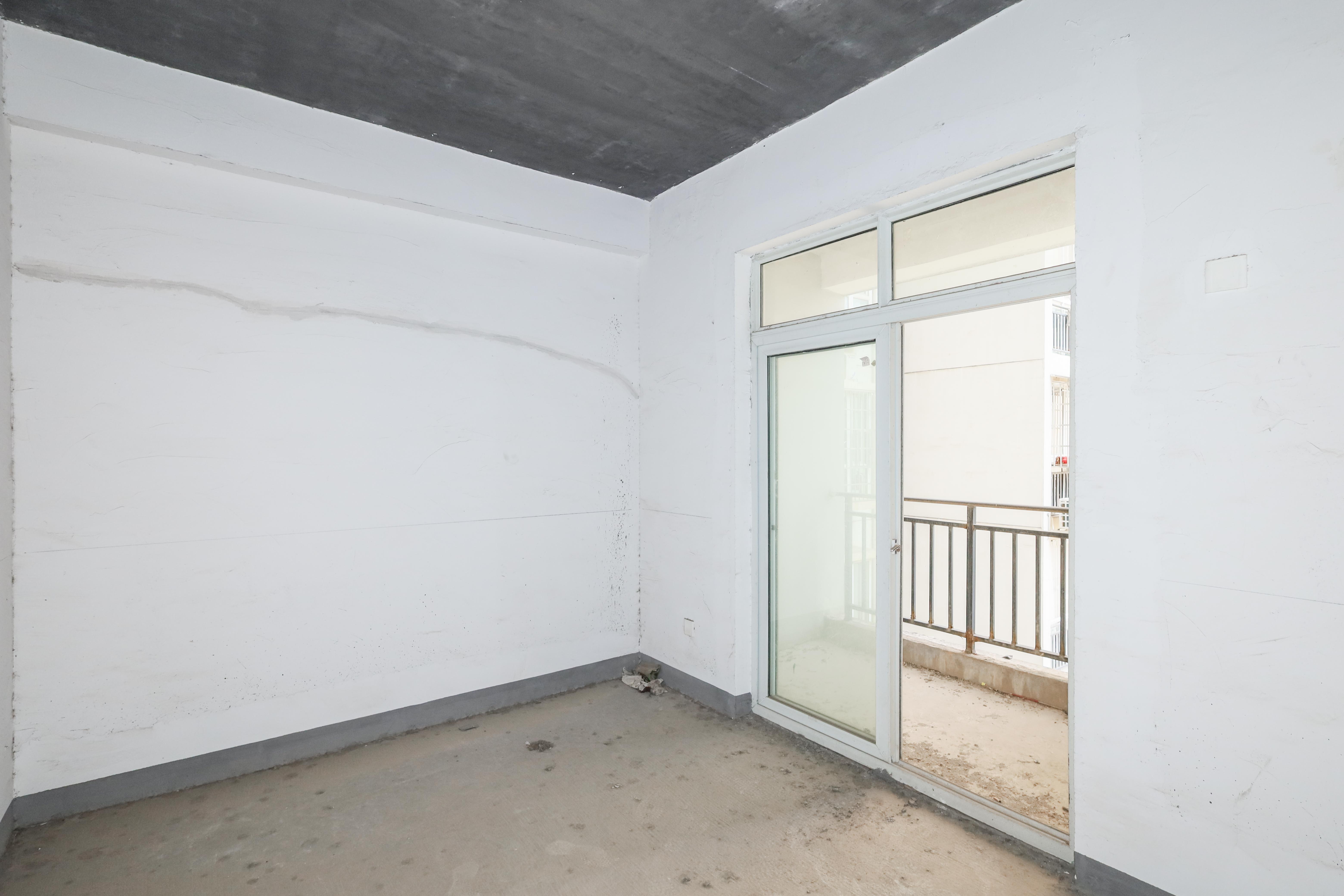 中房F联邦  3室2厅2卫    78.0万 中房F联邦  3室2厅2卫    78.0万卧室