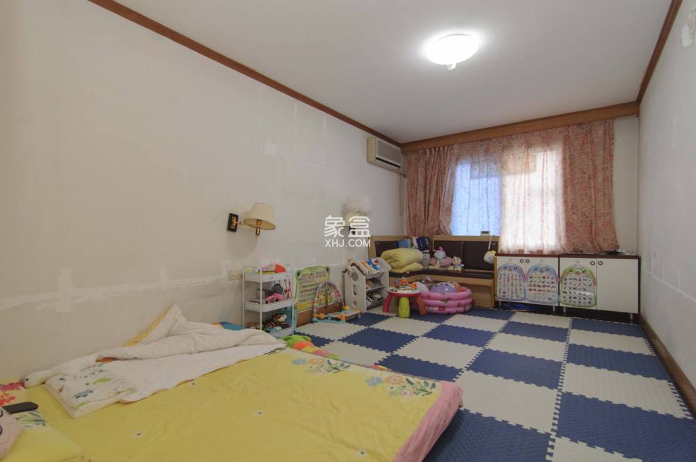 耕耘圃  3室1廳1衛(wèi)   118.00萬