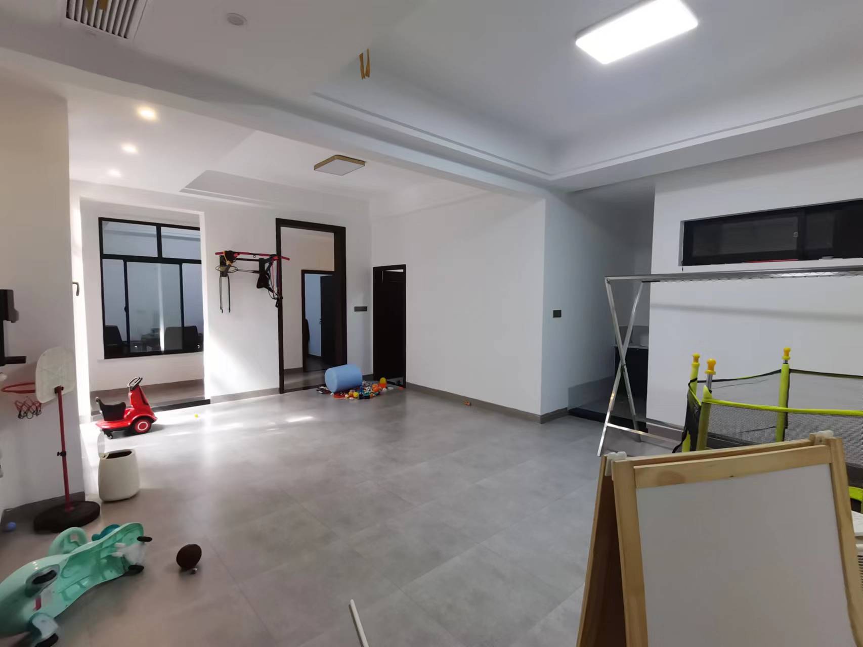 中房天玺湾  3室2厅2卫    190.0万 中房天玺湾  3室2厅2卫    190.0万室内图