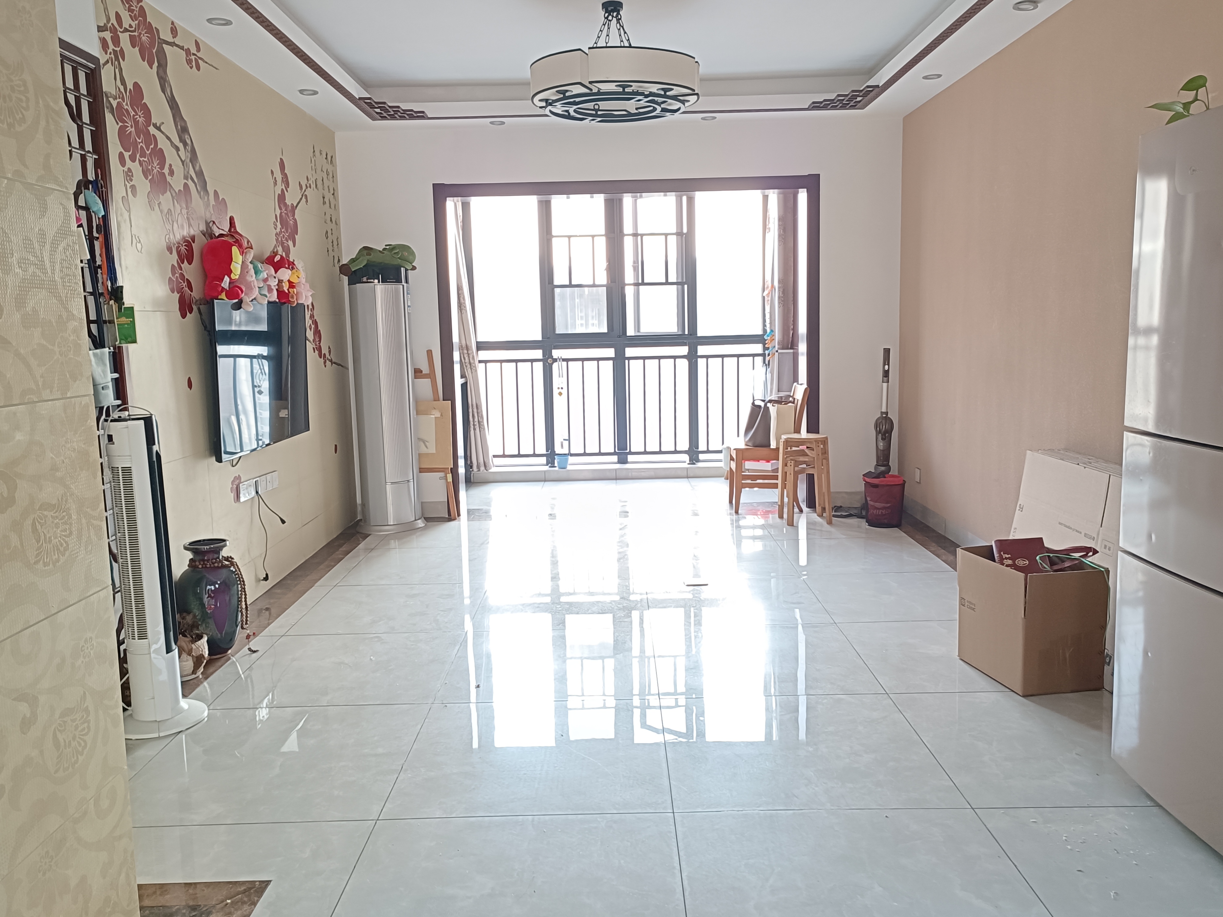 美的城二期 2室2厅1卫 63.80万 美的城二期 2室2厅1卫 63.80万室内图