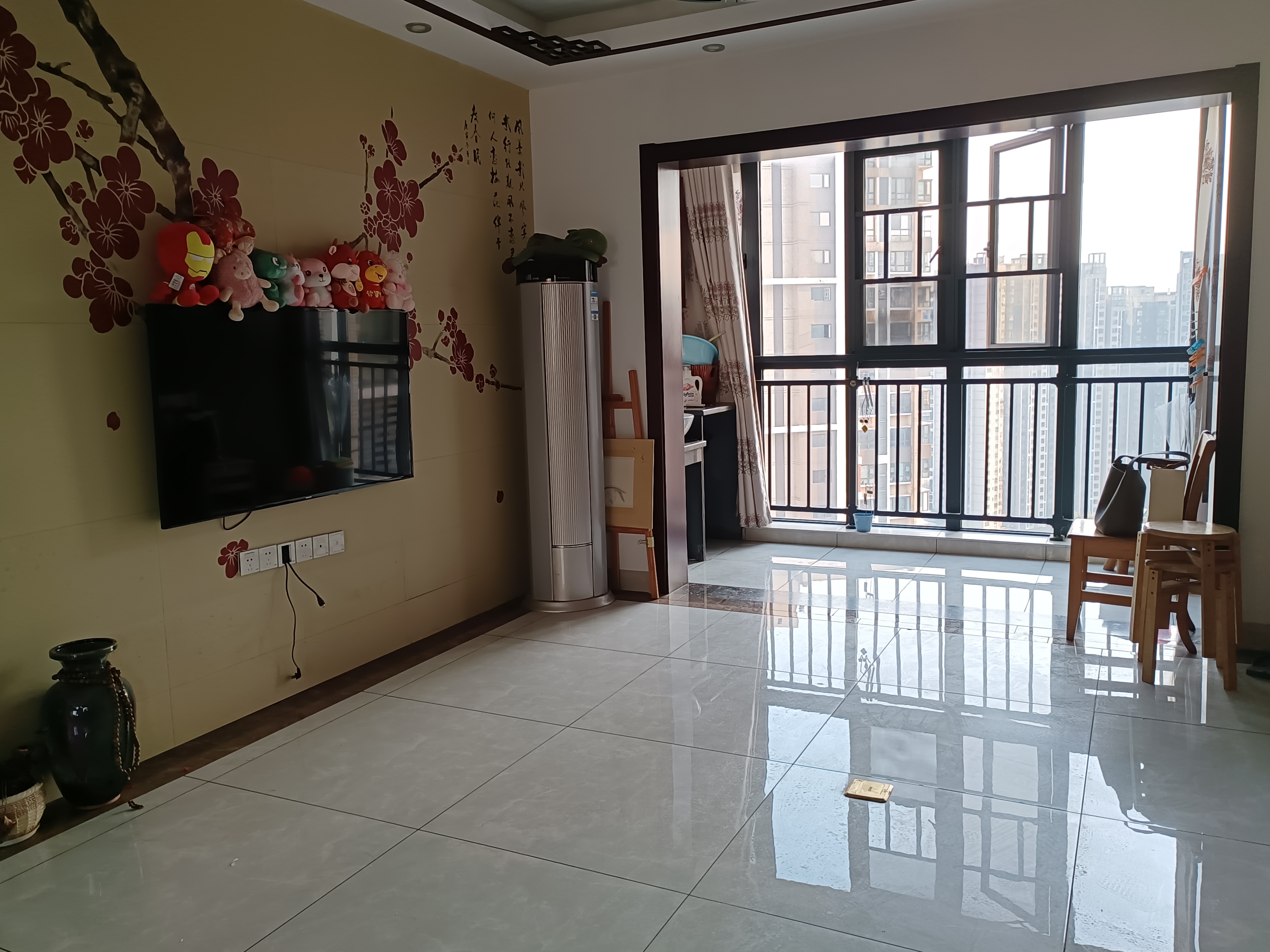 美的城二期 2室2厅1卫 63.80万 美的城二期 2室2厅1卫 63.80万室内图