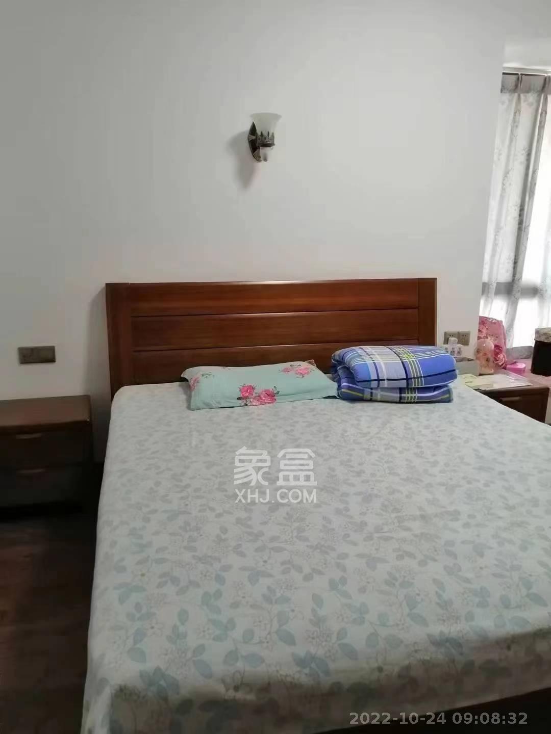 汀湘十里  4室2厅2卫   3900.00元/月室内图