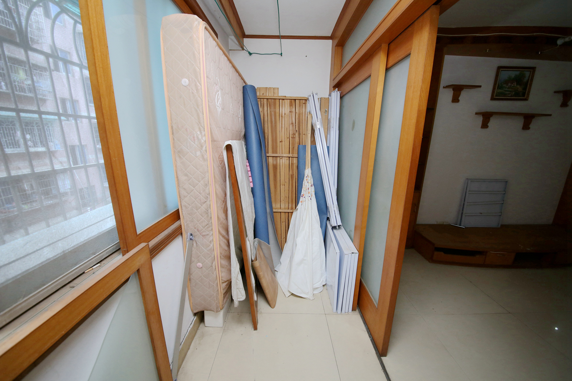 兴汉门公寓  4室2厅2卫    146.0万阳台