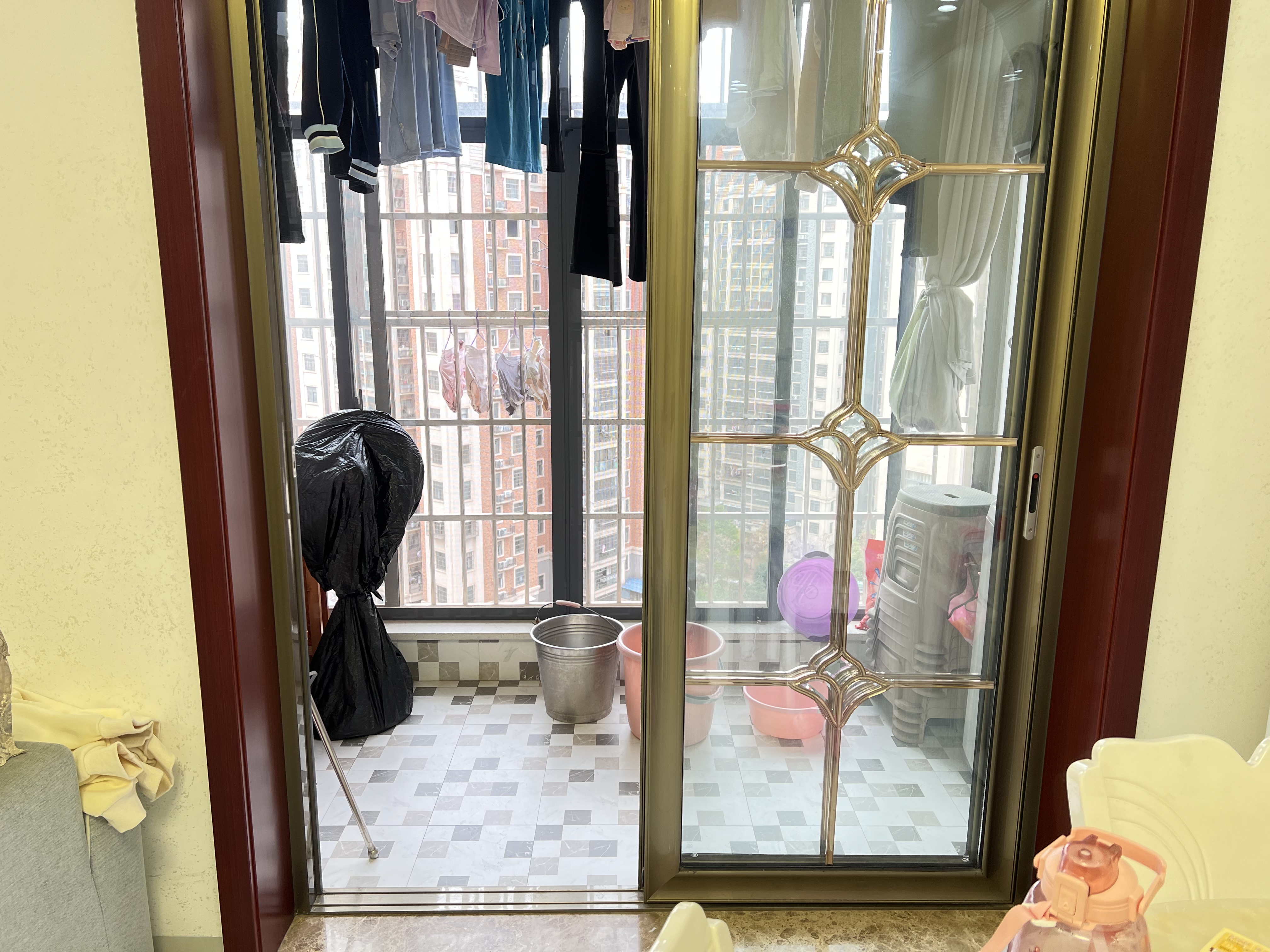 香博堡 3室2厅1卫 62.0万 香博堡 3室2厅1卫 62.0万室内图