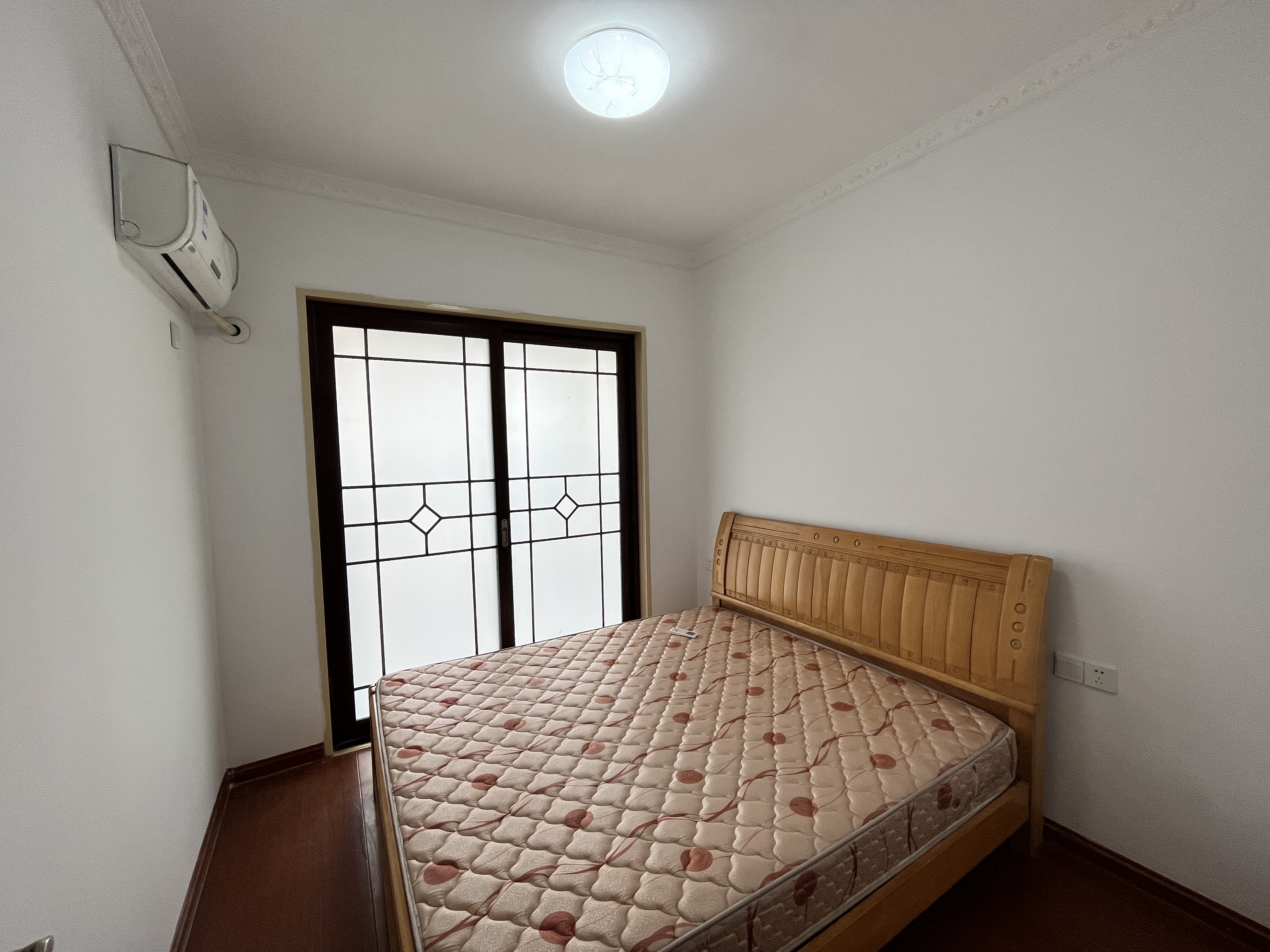 流金岁月-华晨国际 3室2厅2卫 68.0万 流金岁月-华晨国际 3室2厅2卫 68.0万室内图