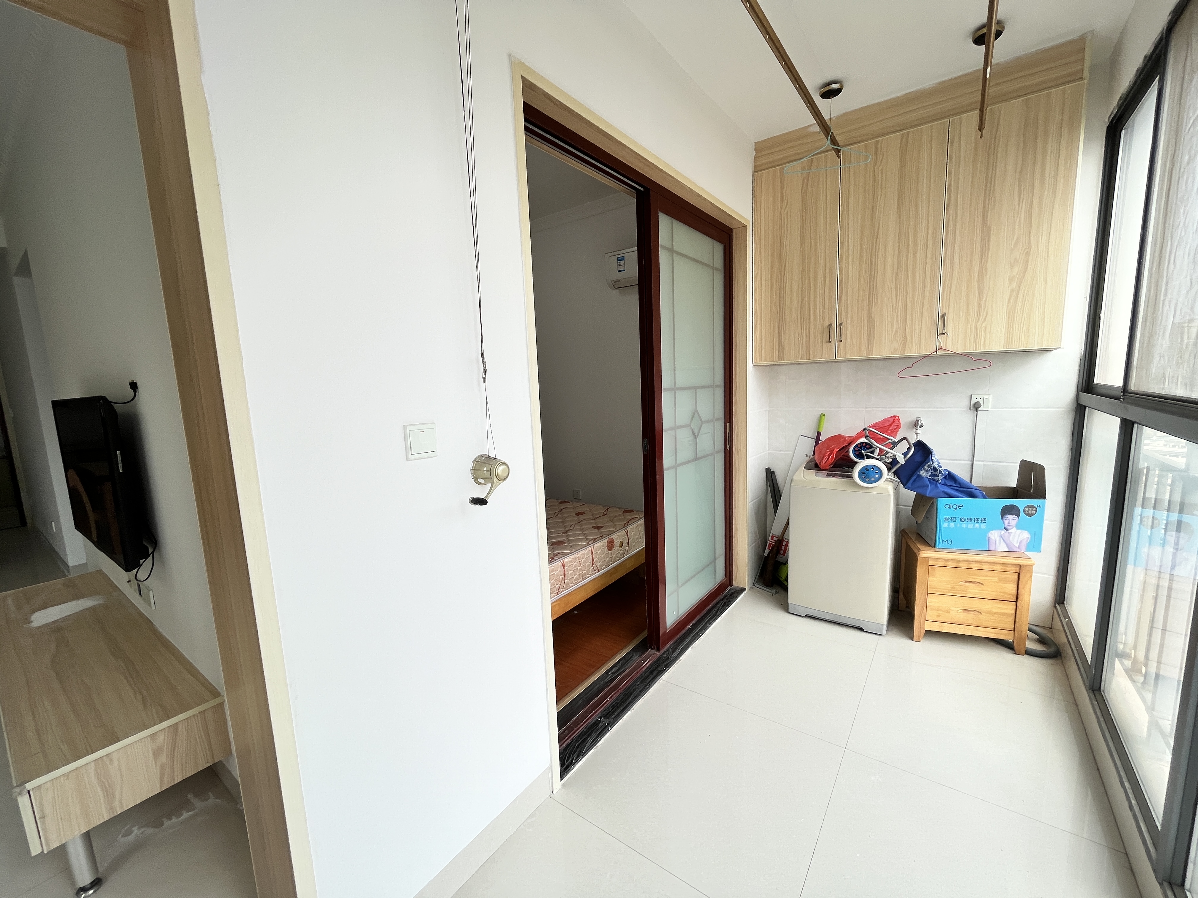 流金岁月-华晨国际 3室2厅2卫 68.0万 流金岁月-华晨国际 3室2厅2卫 68.0万室内图