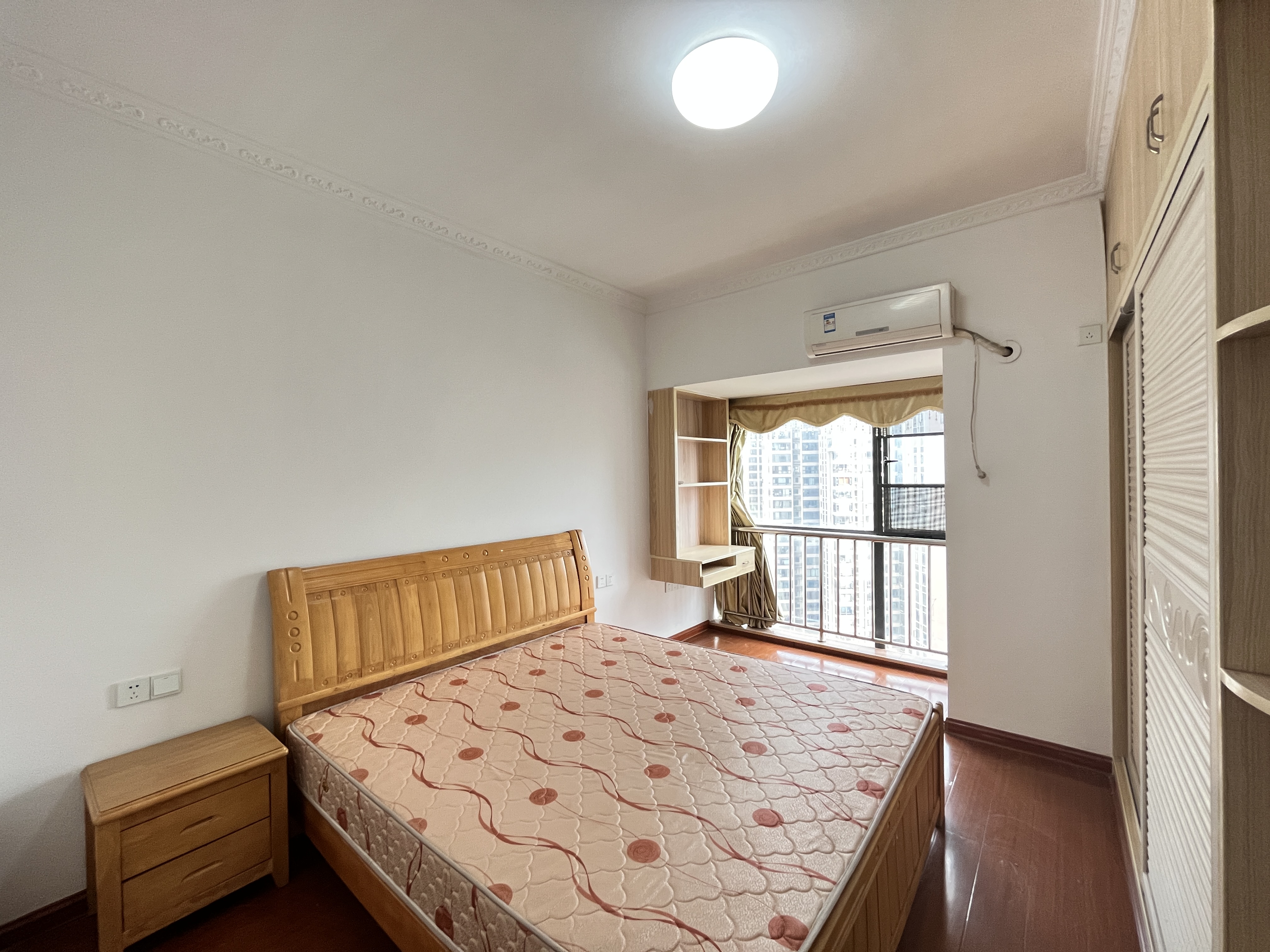 流金岁月-华晨国际 3室2厅2卫 68.0万 流金岁月-华晨国际 3室2厅2卫 68.0万室内图