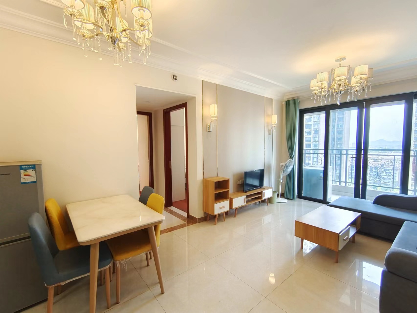 恒大华府 3室2厅1卫 56.8万 恒大华府 3室2厅1卫 56.8万室内图