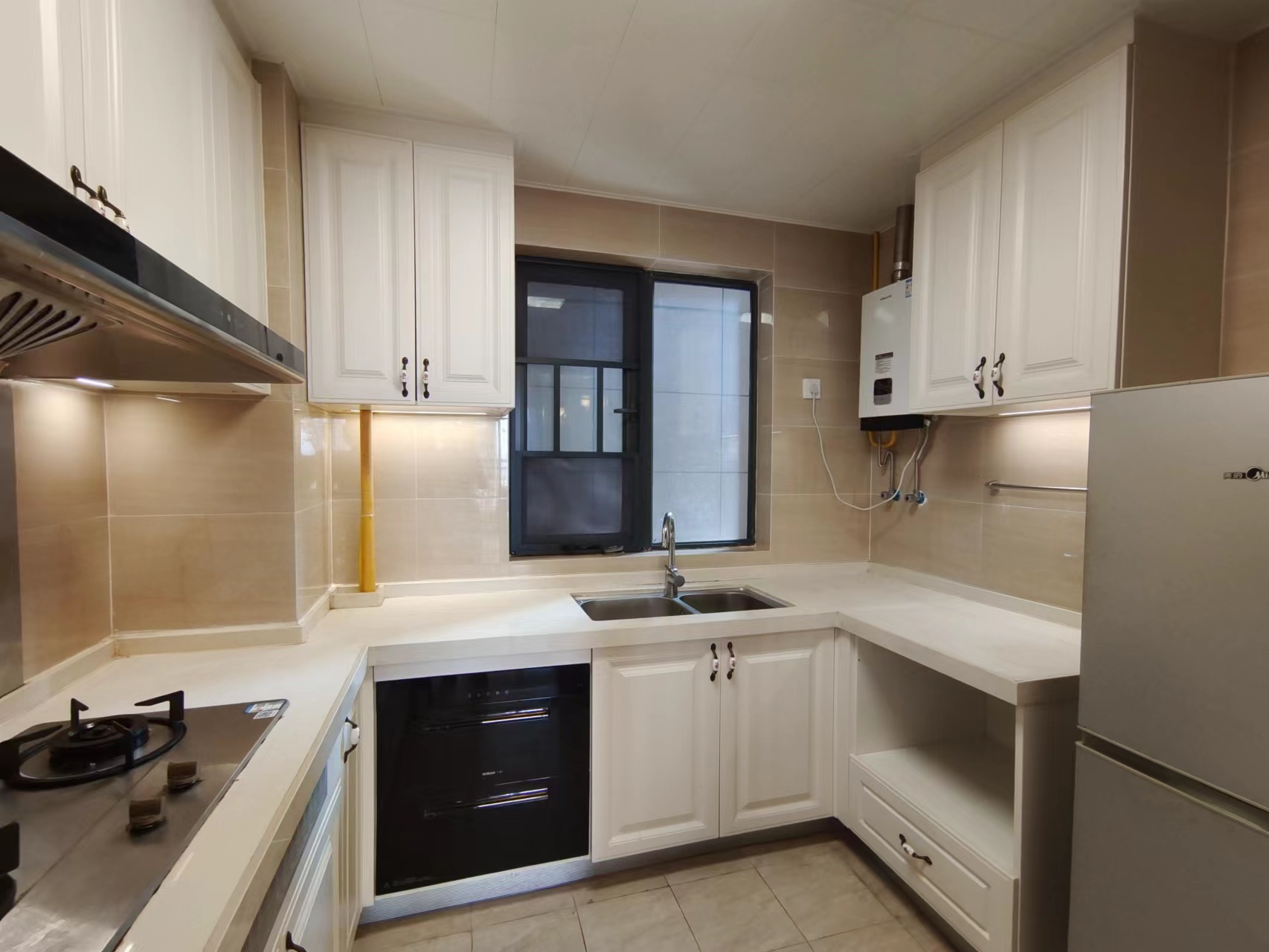 恒大华府 3室2厅1卫 56.8万 恒大华府 3室2厅1卫 56.8万室内图