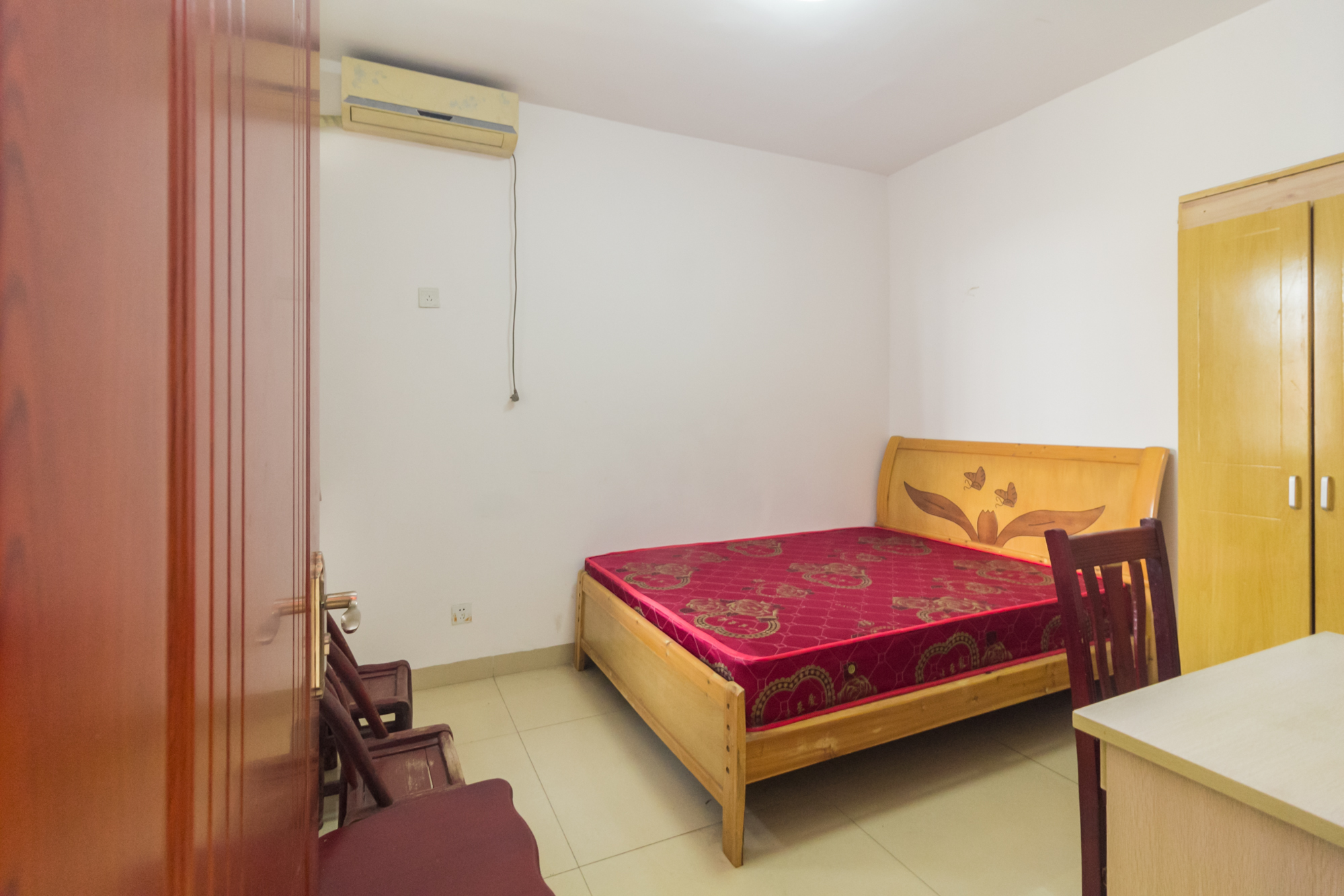 光明城市(星辰青年城) 2室2厅1卫 39.8万 光明城市(星辰青年城) 2室2厅1卫 39.8万卧室