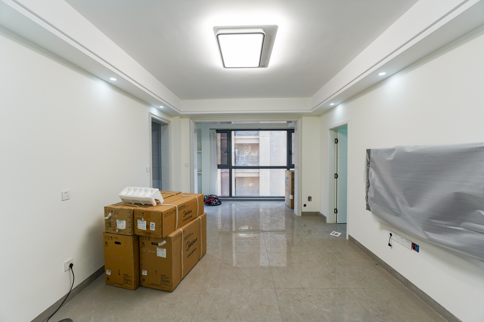 嘉福长安郡（融信澜悦、嘉福好美家园）  3室2厅1卫    104.0万客厅