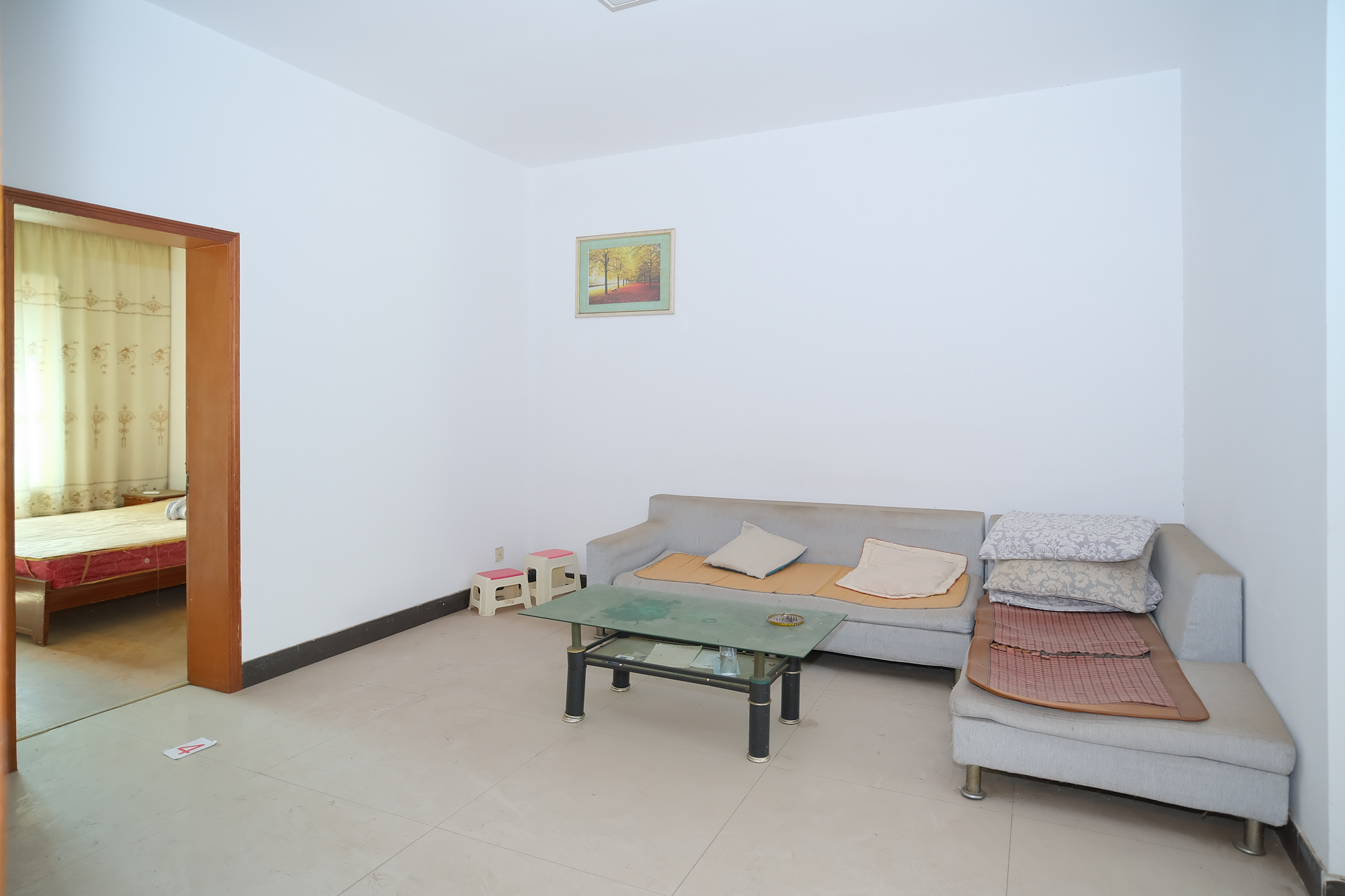 中南汽车世界  2室2厅2卫    31.0万 中南汽车世界  2室2厅2卫    31.0万客厅