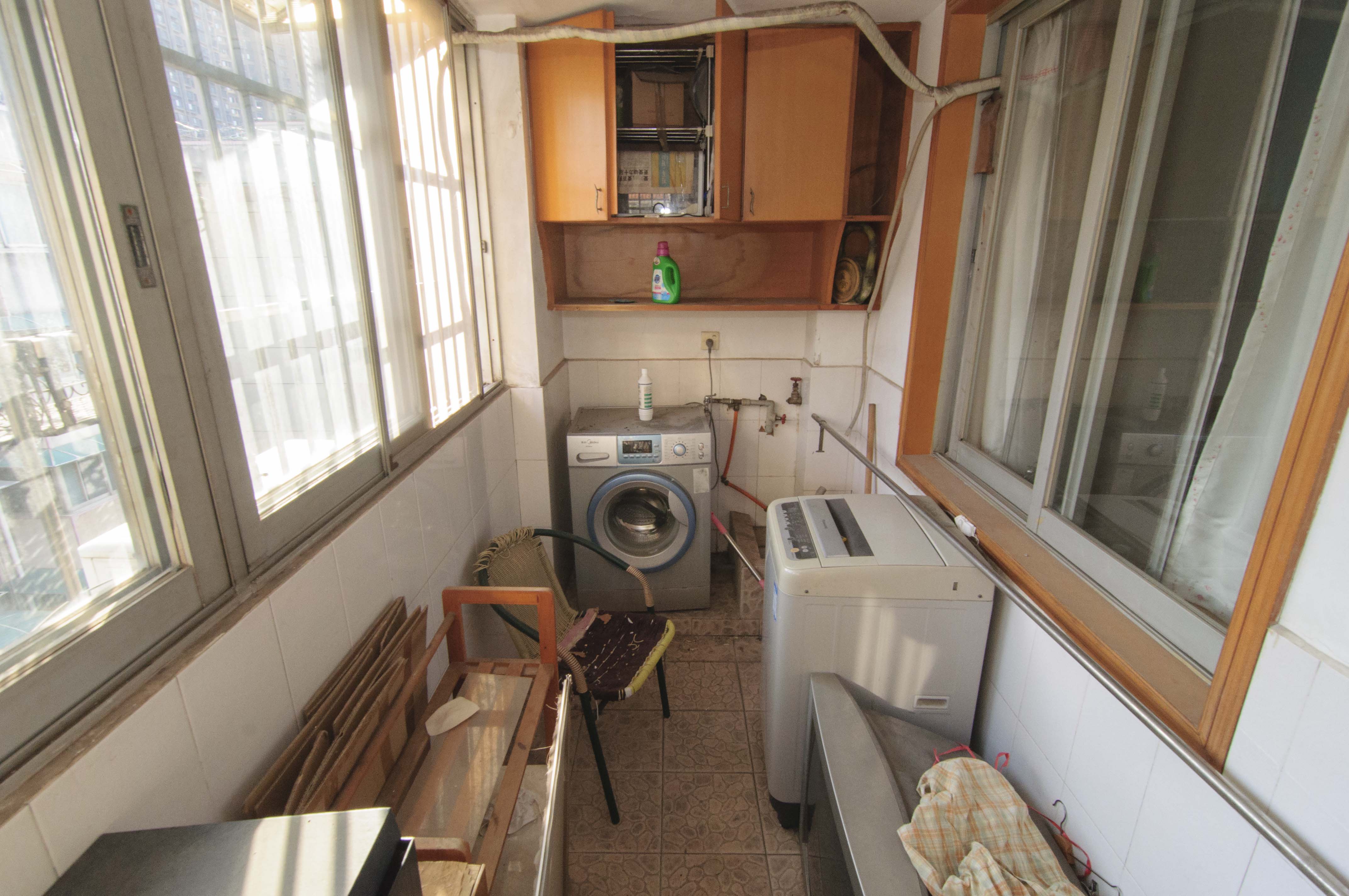湘计花园  2室2厅1卫    51.0万阳台