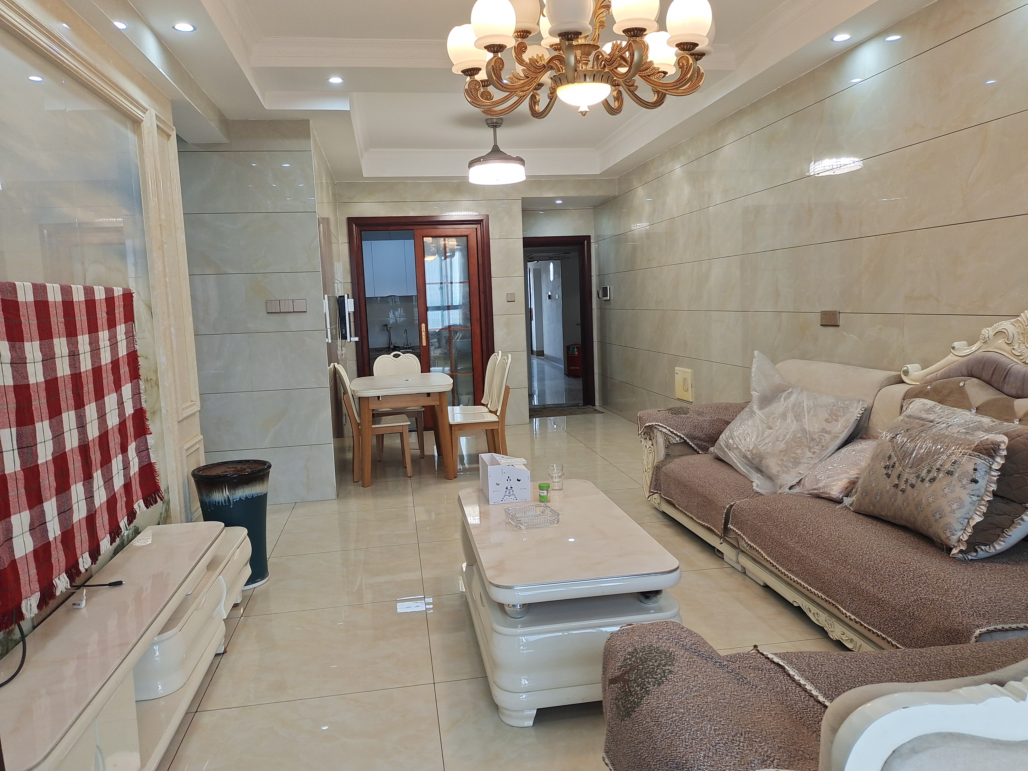 桂花城 3室2厅1卫 67.80万 桂花城 3室2厅1卫 67.80万室内图