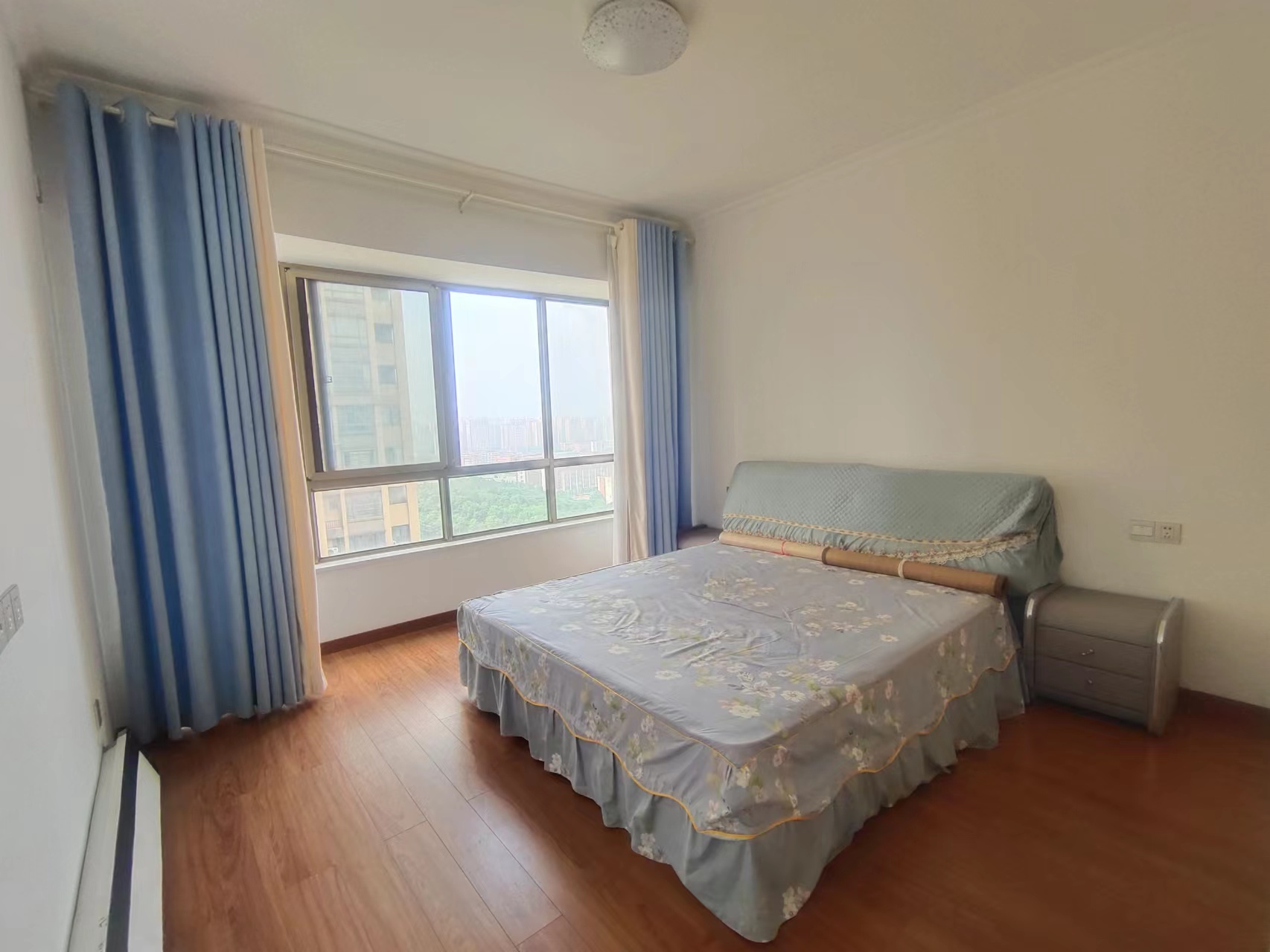 奥园养生城  4室2厅2卫    108.0万 奥园养生城  4室2厅2卫    108.0万室内图