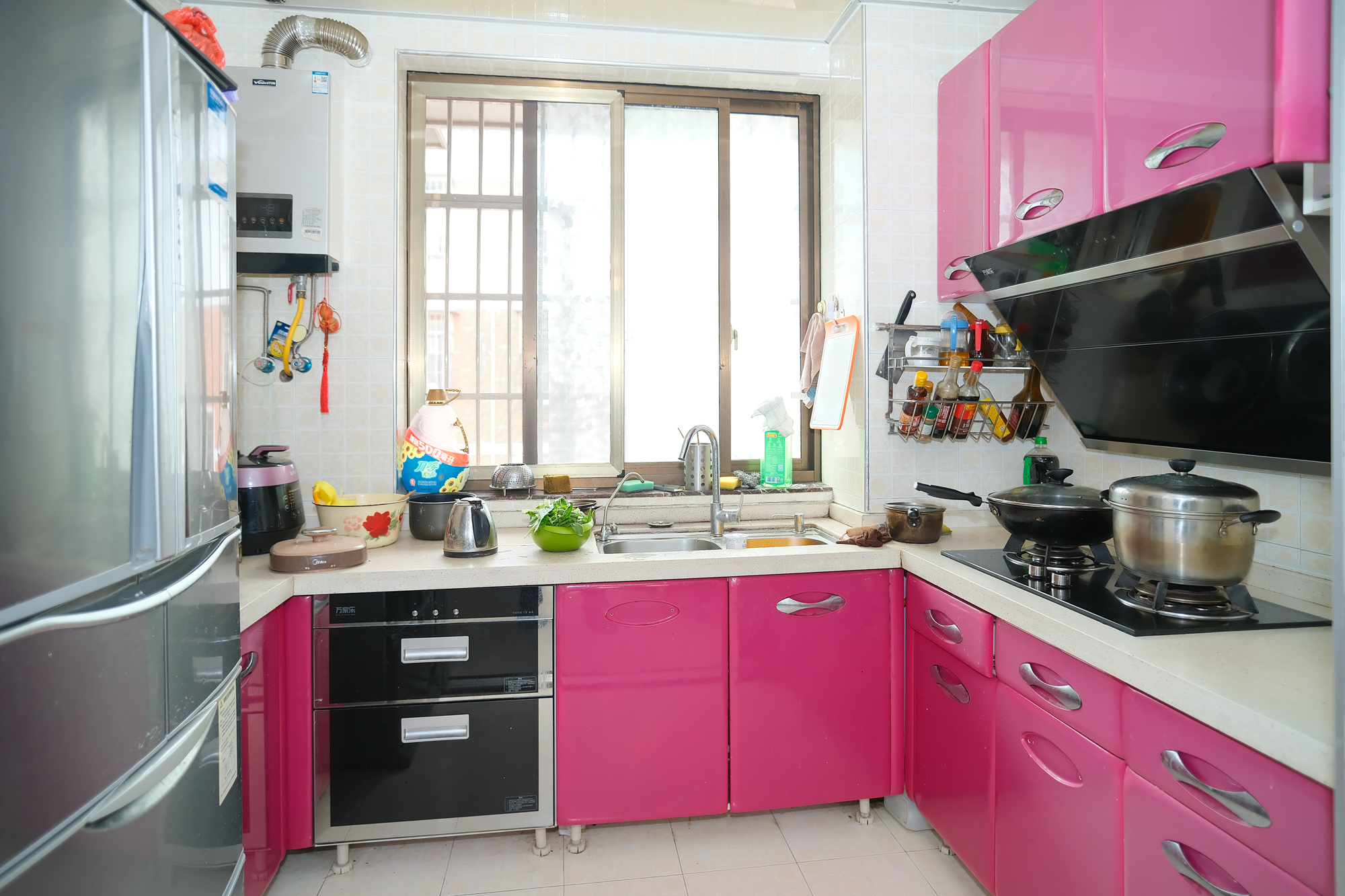 金鹰机电大市场 4室2厅1卫 91.0万 金鹰机电大市场 4室2厅1卫 91.0万厨房