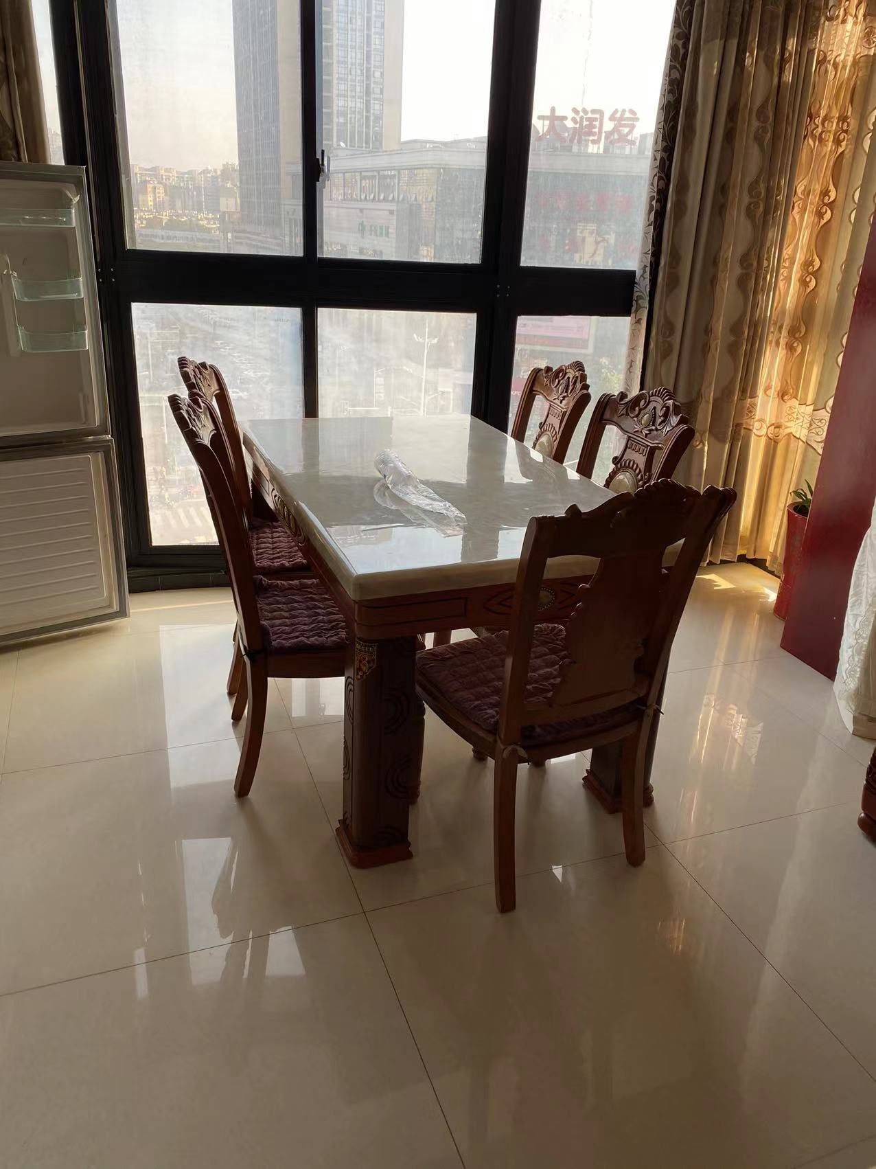 城市公馆 4室2厅2卫 85.0万 城市公馆 4室2厅2卫 85.0万室内图