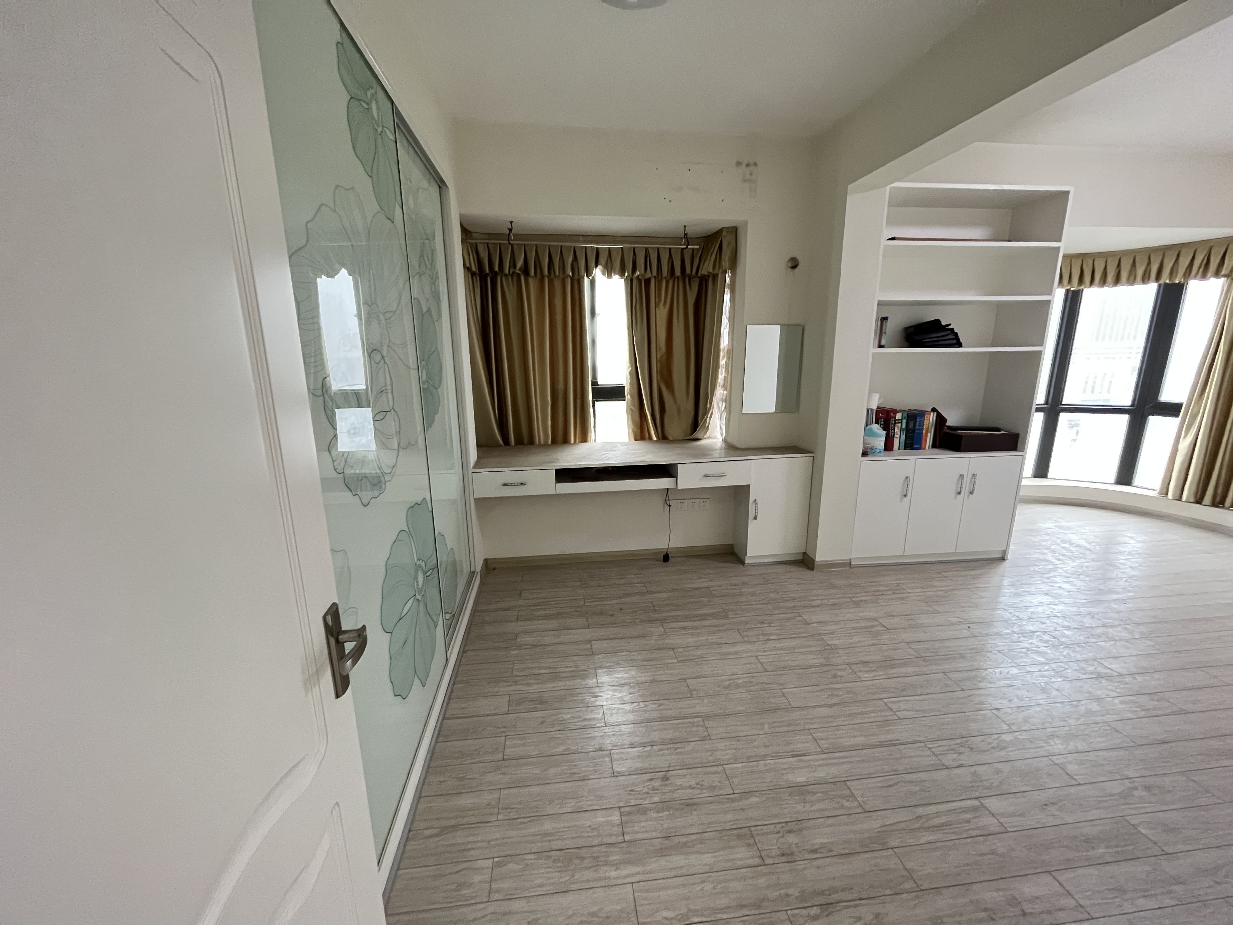 城市公馆 2室2厅1卫 36.00万 城市公馆 2室2厅1卫 36.00万室内图