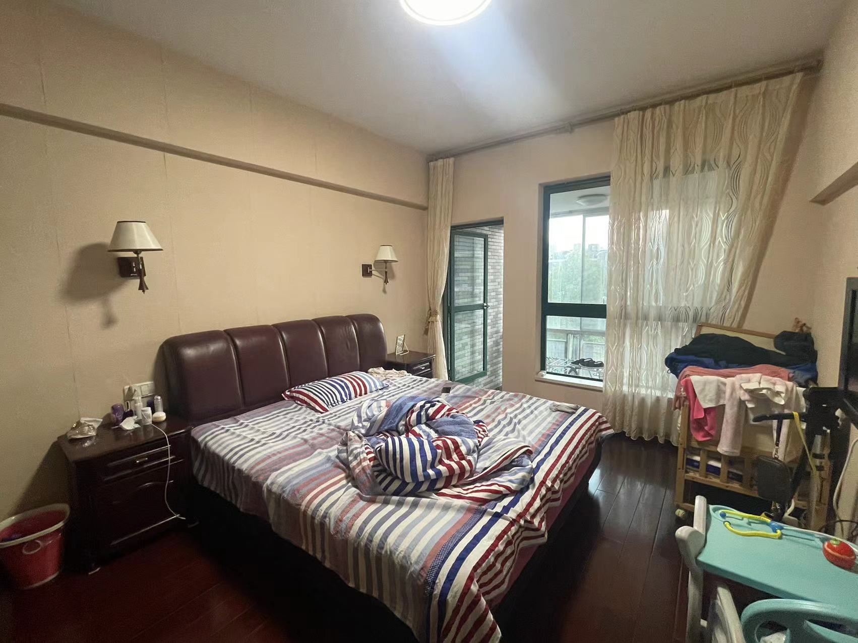 海创明珠花园 3室2厅2卫 95.0万 海创明珠花园 3室2厅2卫 95.0万室内图