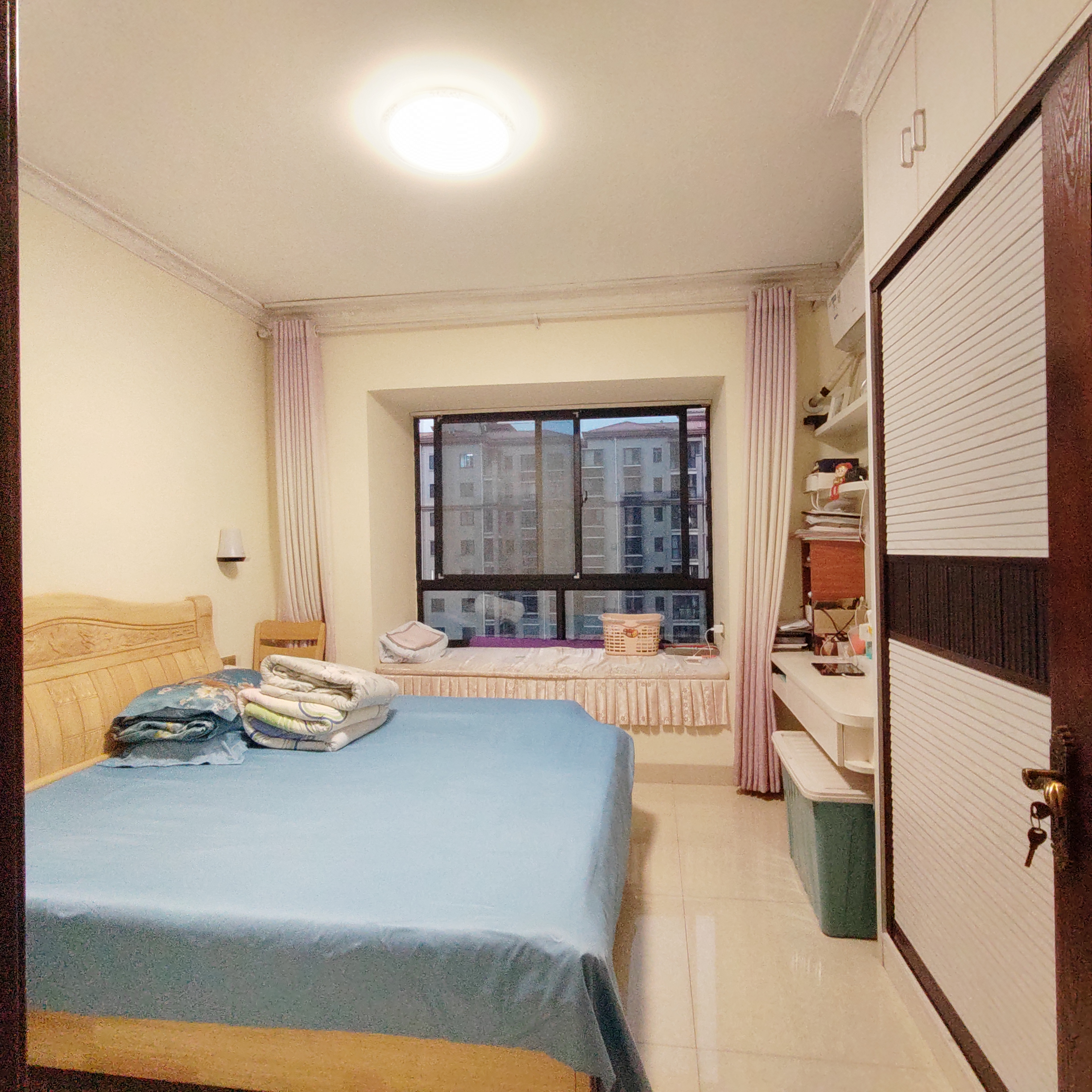 龙腾国际 3室2厅1卫 88.0万 龙腾国际 3室2厅1卫 88.0万室内图