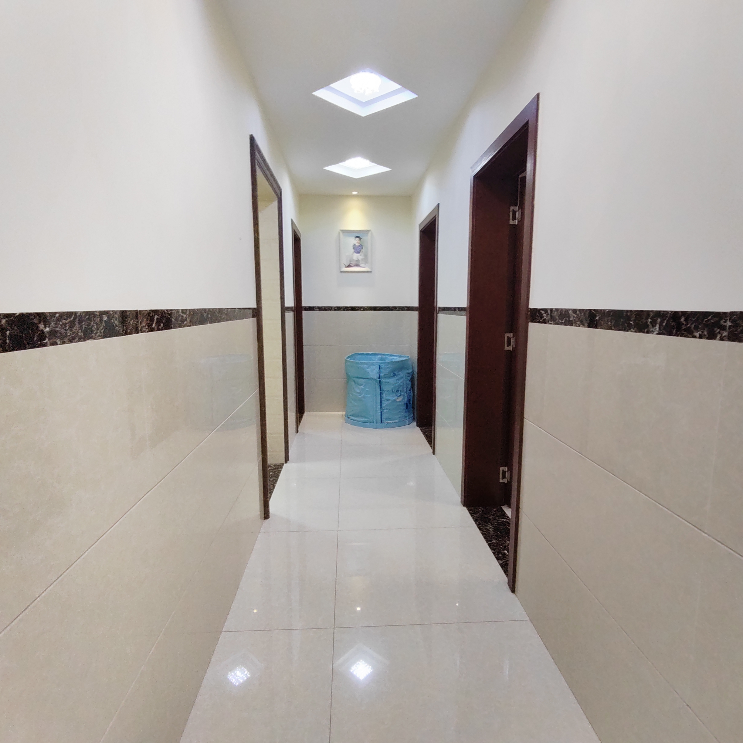 龙腾国际 3室2厅1卫 88.0万 龙腾国际 3室2厅1卫 88.0万室内图