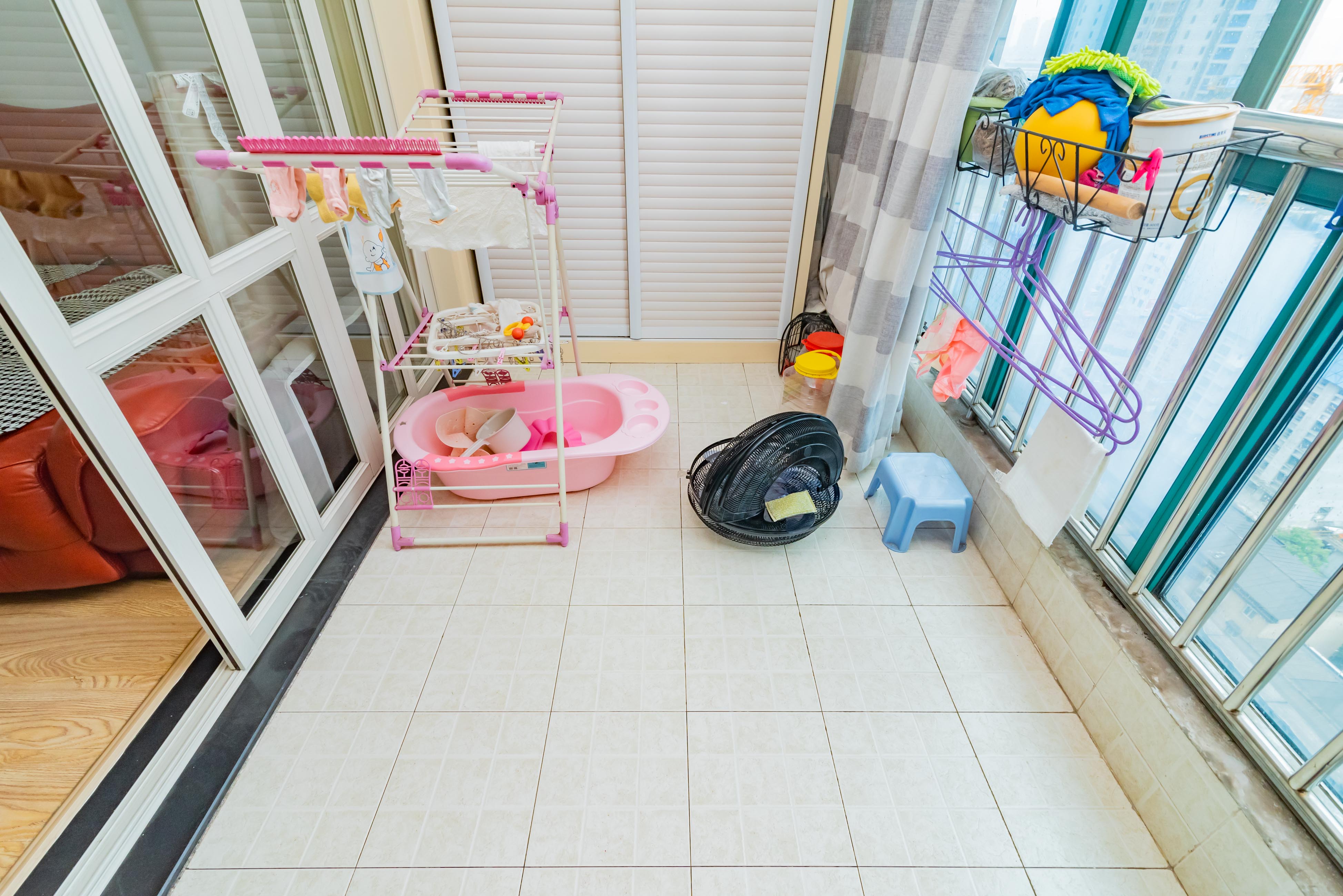 才子佳苑一期/二期  2室2厅1卫   110.00万阳台