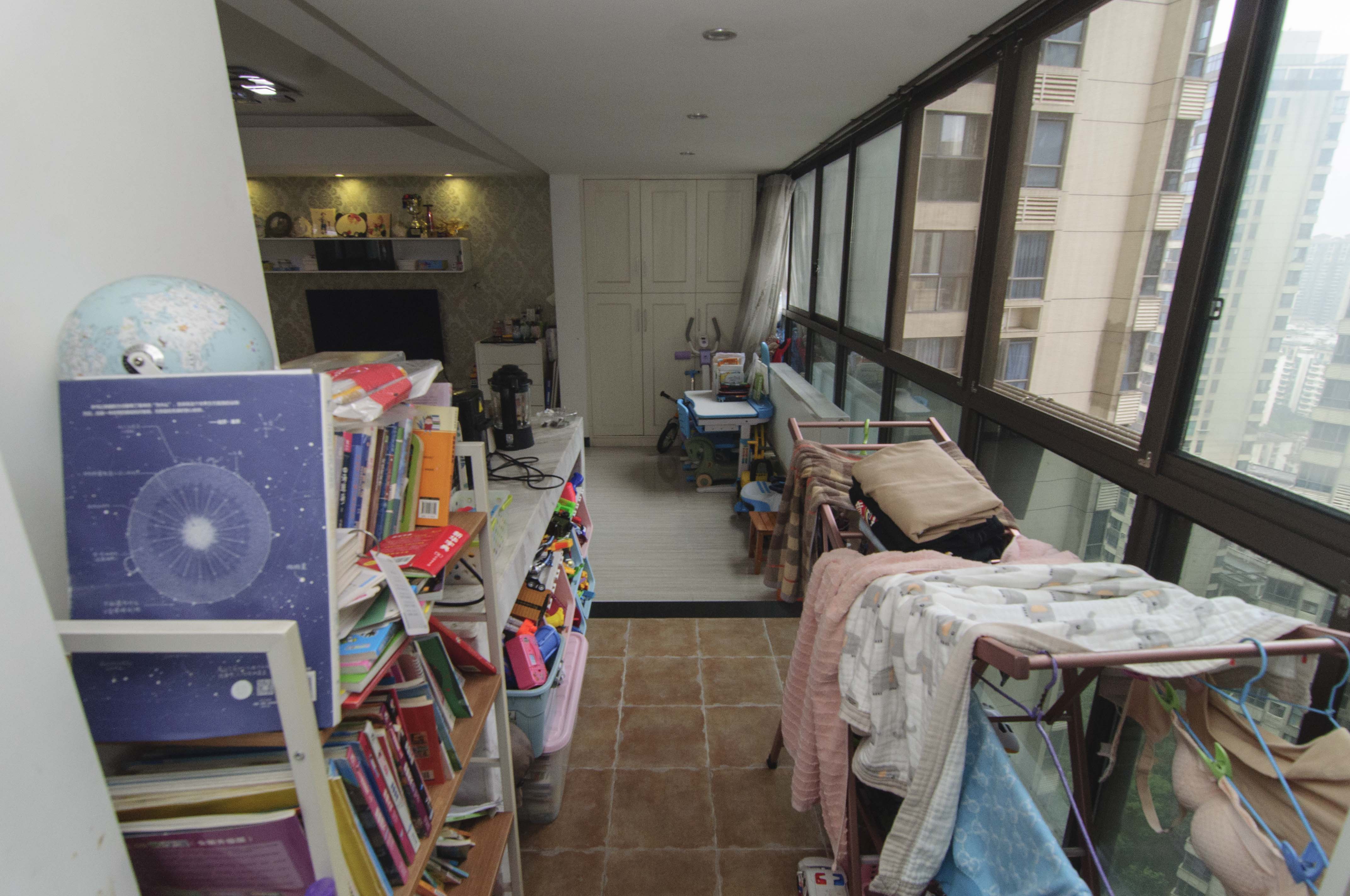 通用时代国际社区  3室1厅1卫    158.0万阳台