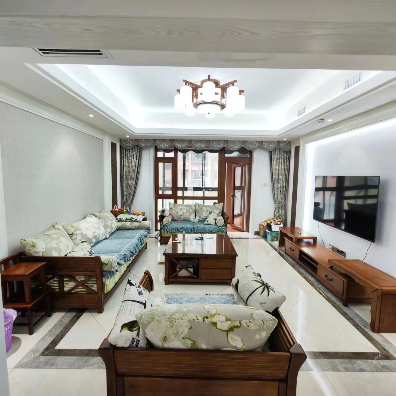 城市公园 3室2厅2卫 150.00万 城市公园 3室2厅2卫 150.00万室内图