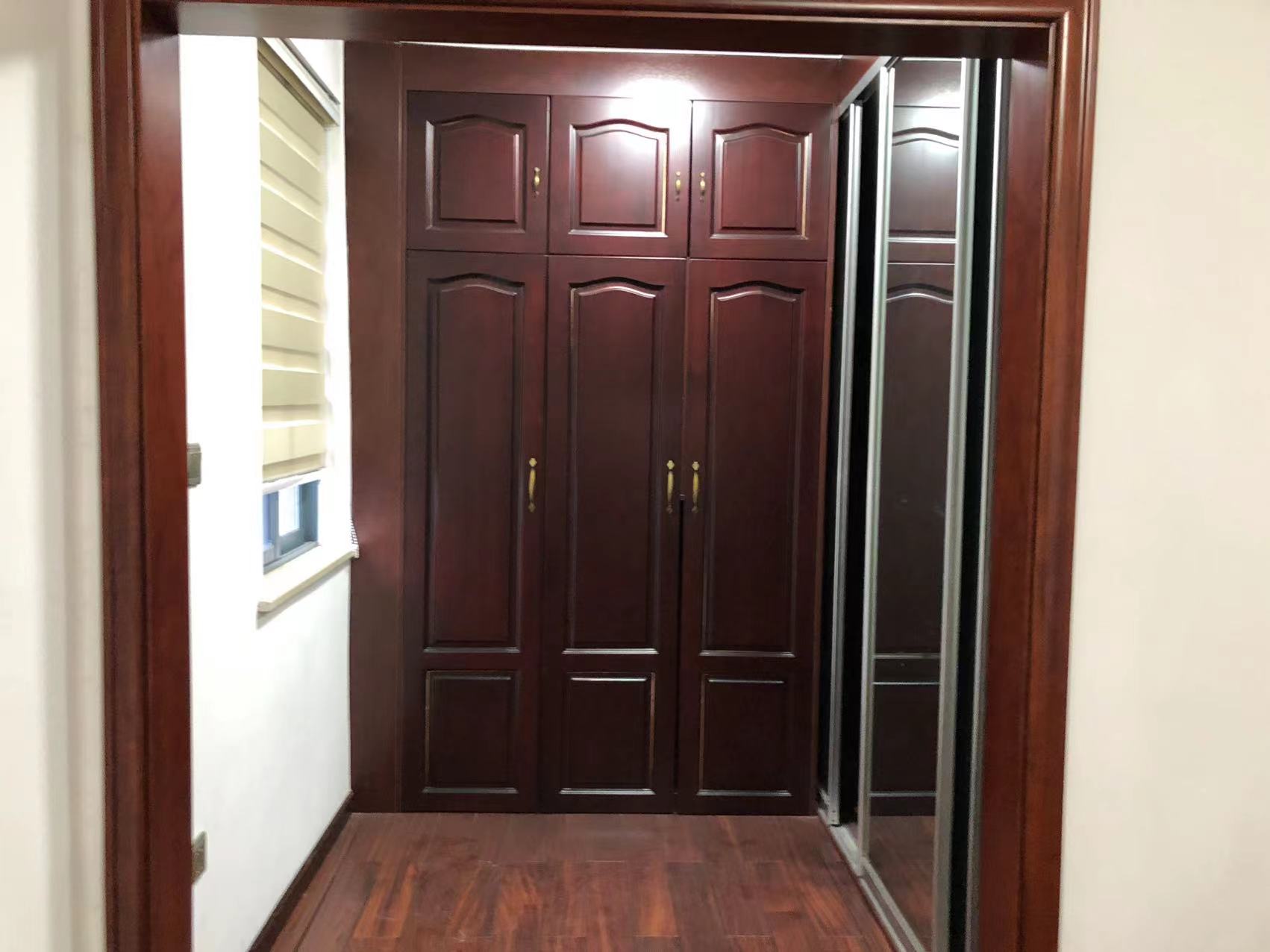 金质颐园  3室2厅2卫    70.0万 金质颐园  3室2厅2卫    70.0万室内图