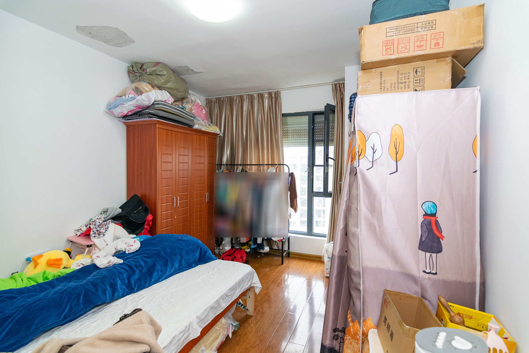 明发国际城 3室2厅2卫 72.0万 明发国际城 3室2厅2卫 72.0万卧室