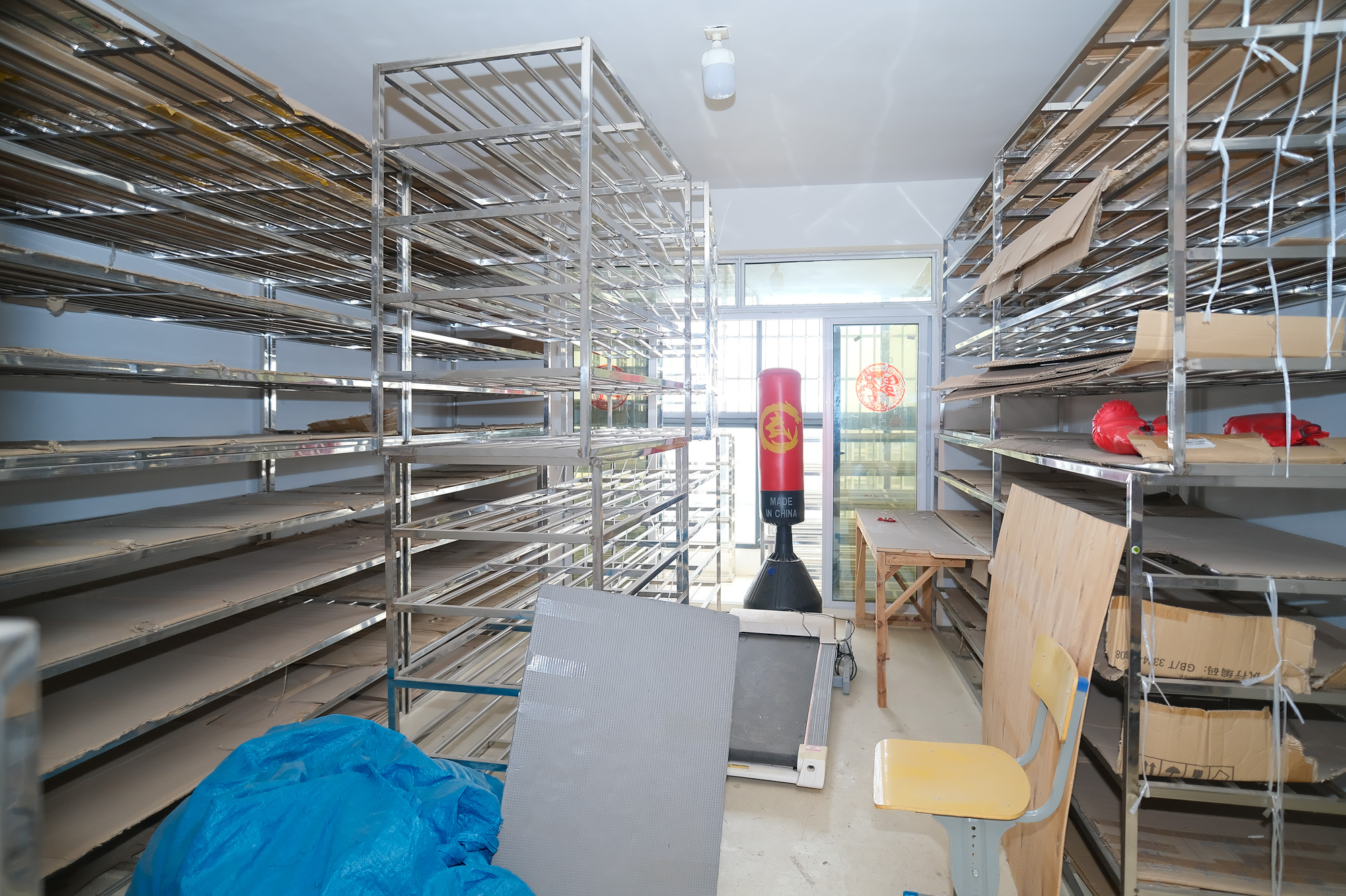 花样年华  4室2厅2卫    101.8万 花样年华  4室2厅2卫    101.8万客厅