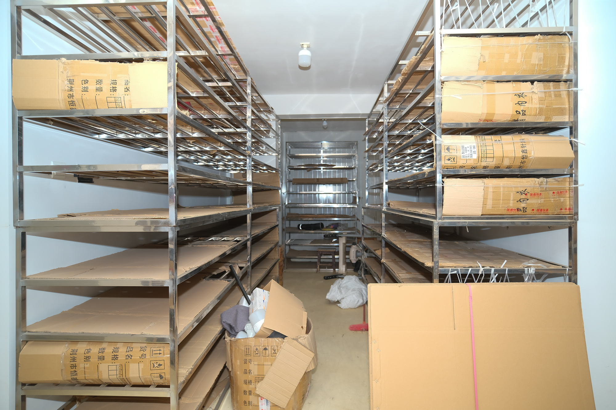 花样年华  4室2厅2卫    101.8万 花样年华  4室2厅2卫    101.8万客厅