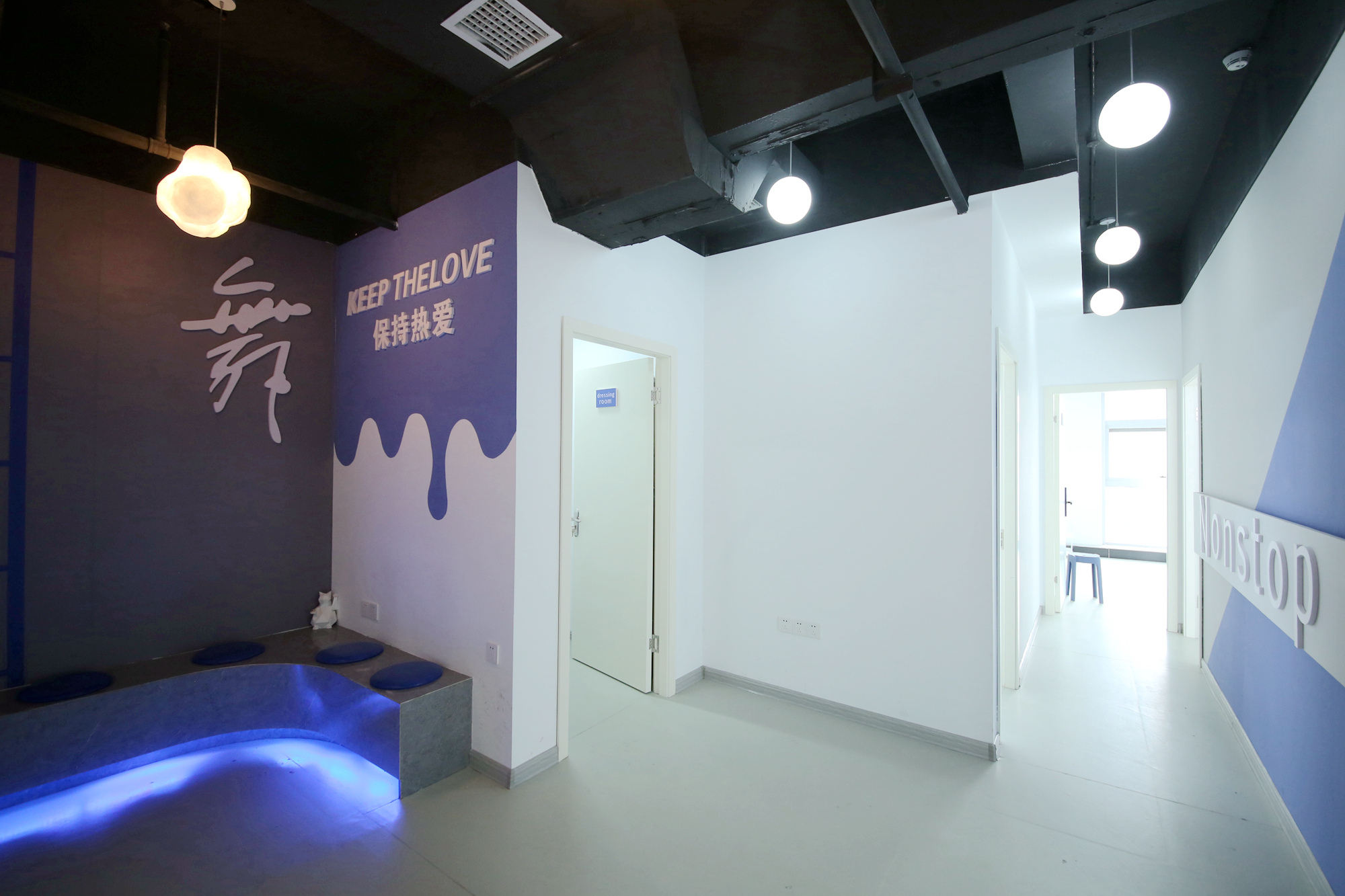 宇成朝阳广场  3室2厅1卫   171.80万客厅