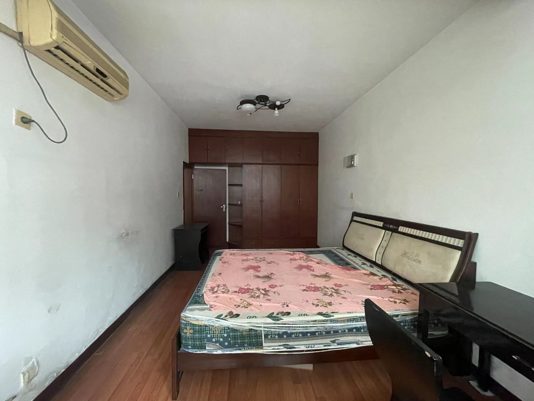 湘苑小区 2室2厅1卫 22.00万 湘苑小区 2室2厅1卫 22.00万室内图