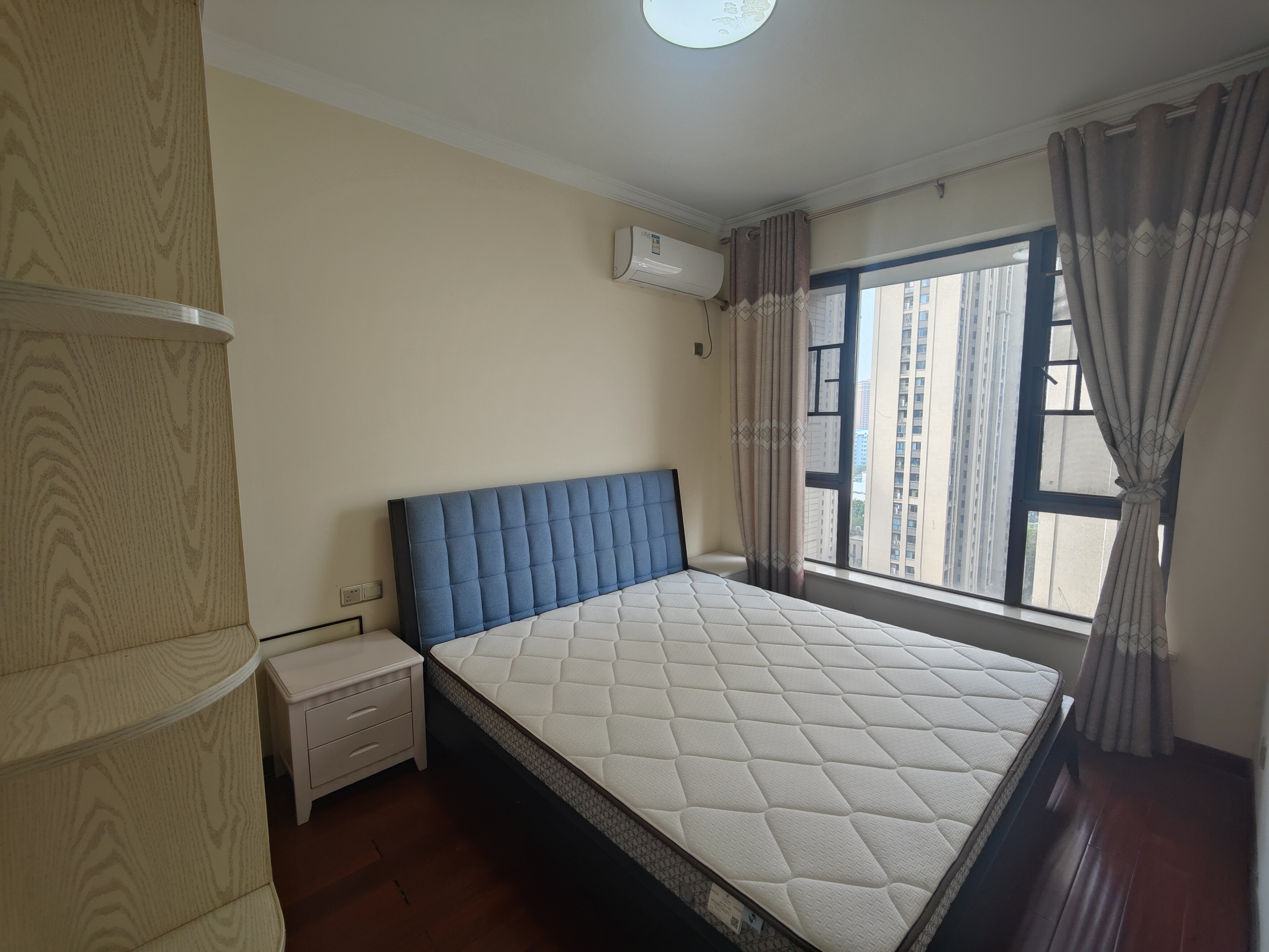 中泰财富湘江 3室2厅1卫 80.0万 中泰财富湘江 3室2厅1卫 80.0万室内图