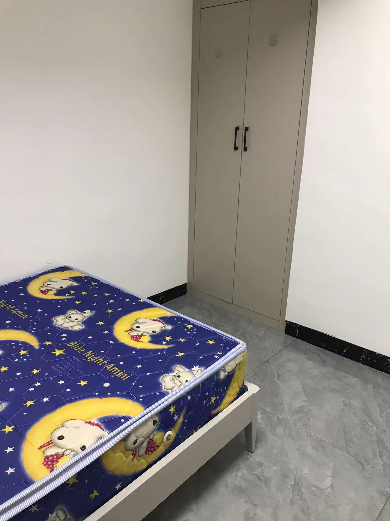 富力新天地三期  2室1厅1卫   1700.00元/月室内图