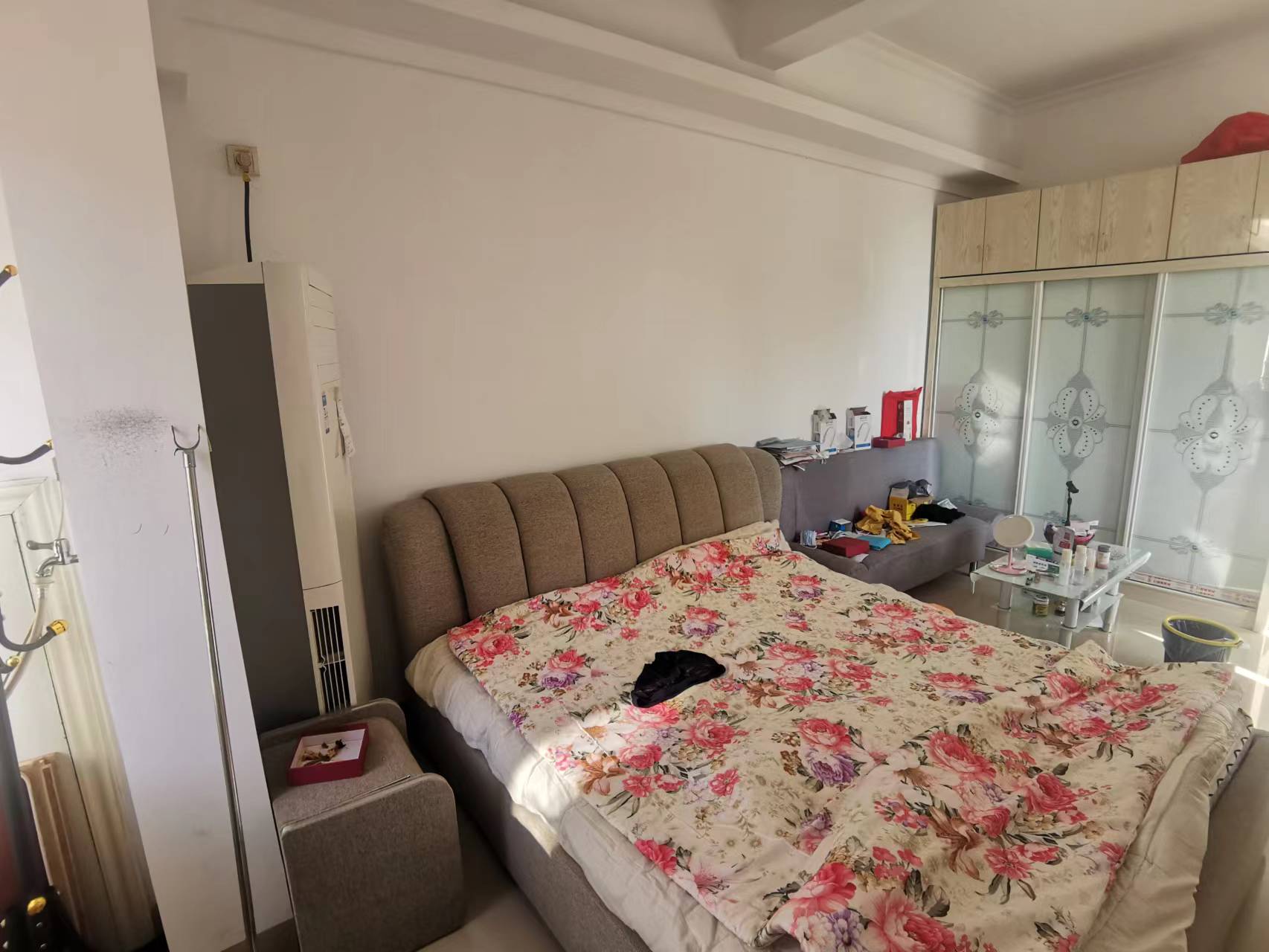 中泰财富湘江 1室1厅1卫 26.0万 中泰财富湘江 1室1厅1卫 26.0万室内图