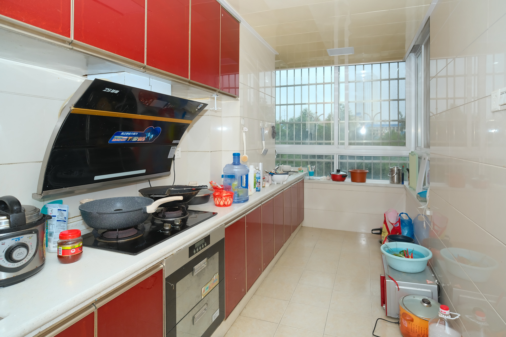 楚天馨苑 3室2厅2卫 73.0万 楚天馨苑 3室2厅2卫 73.0万厨房