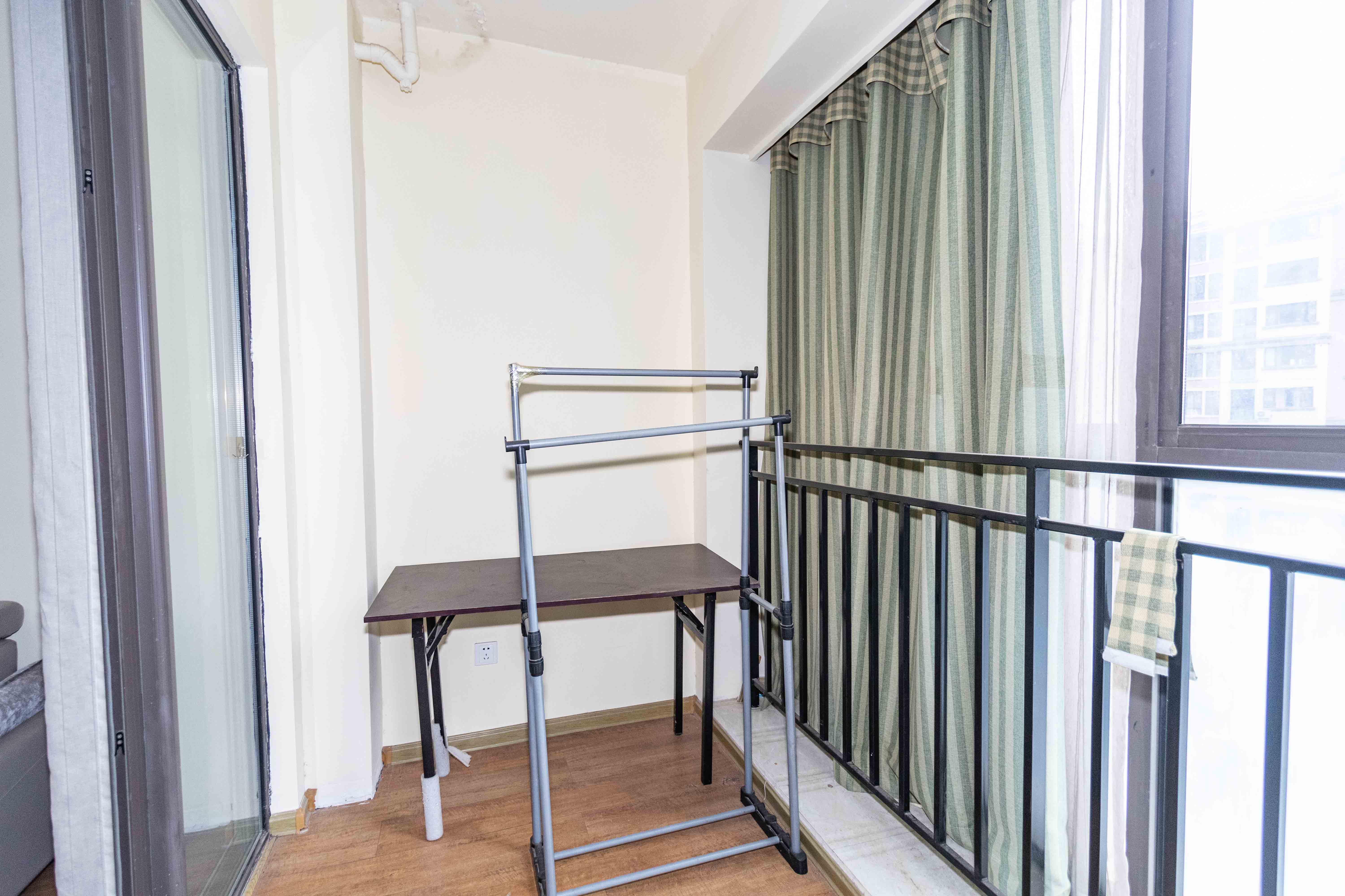 佳兆业水岸新都  2室2厅1卫    48.0万阳台