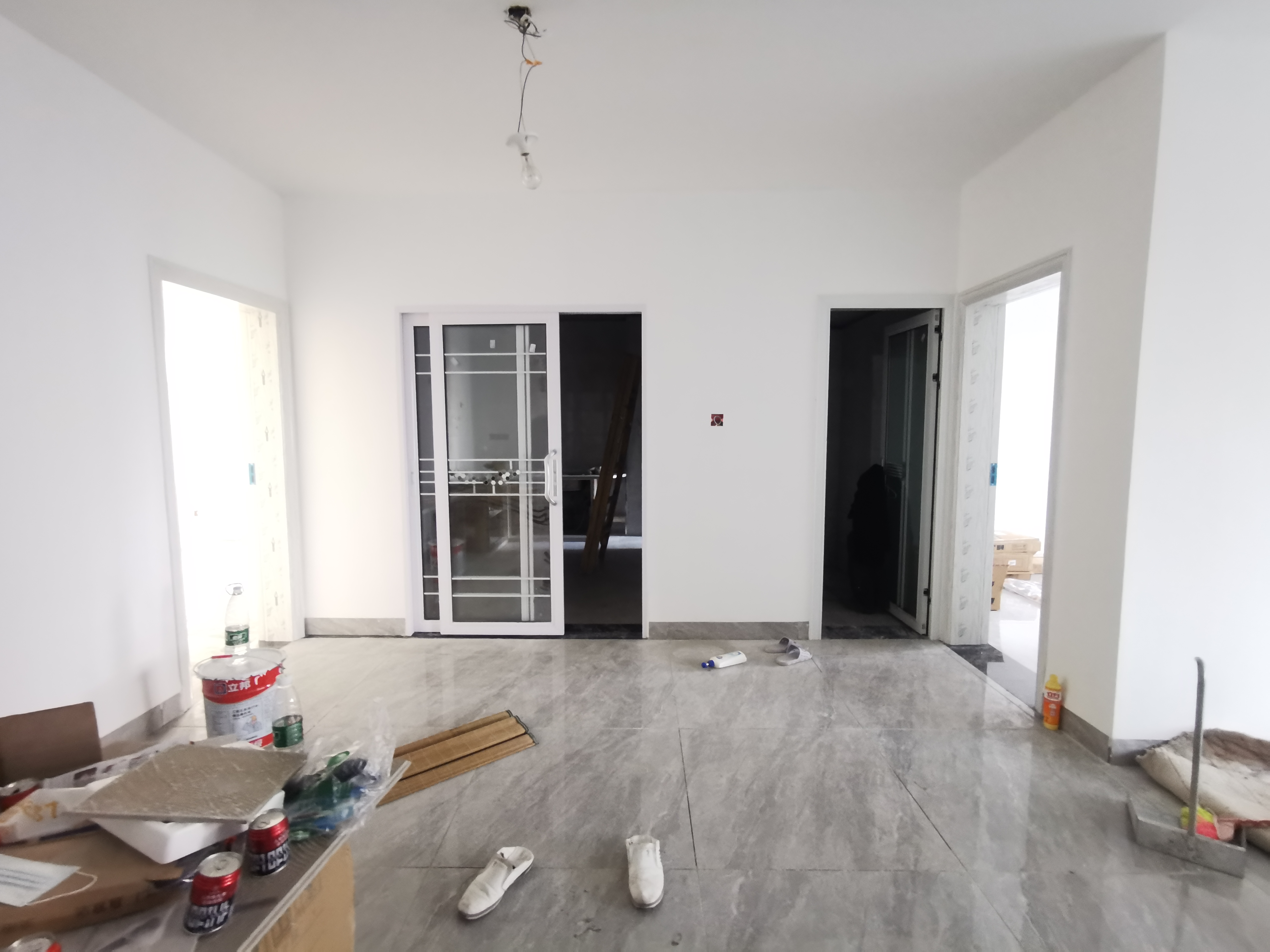 芦淞区荷叶名苑 2室2厅1卫 54.0万 芦淞区荷叶名苑 2室2厅1卫 54.0万室内图