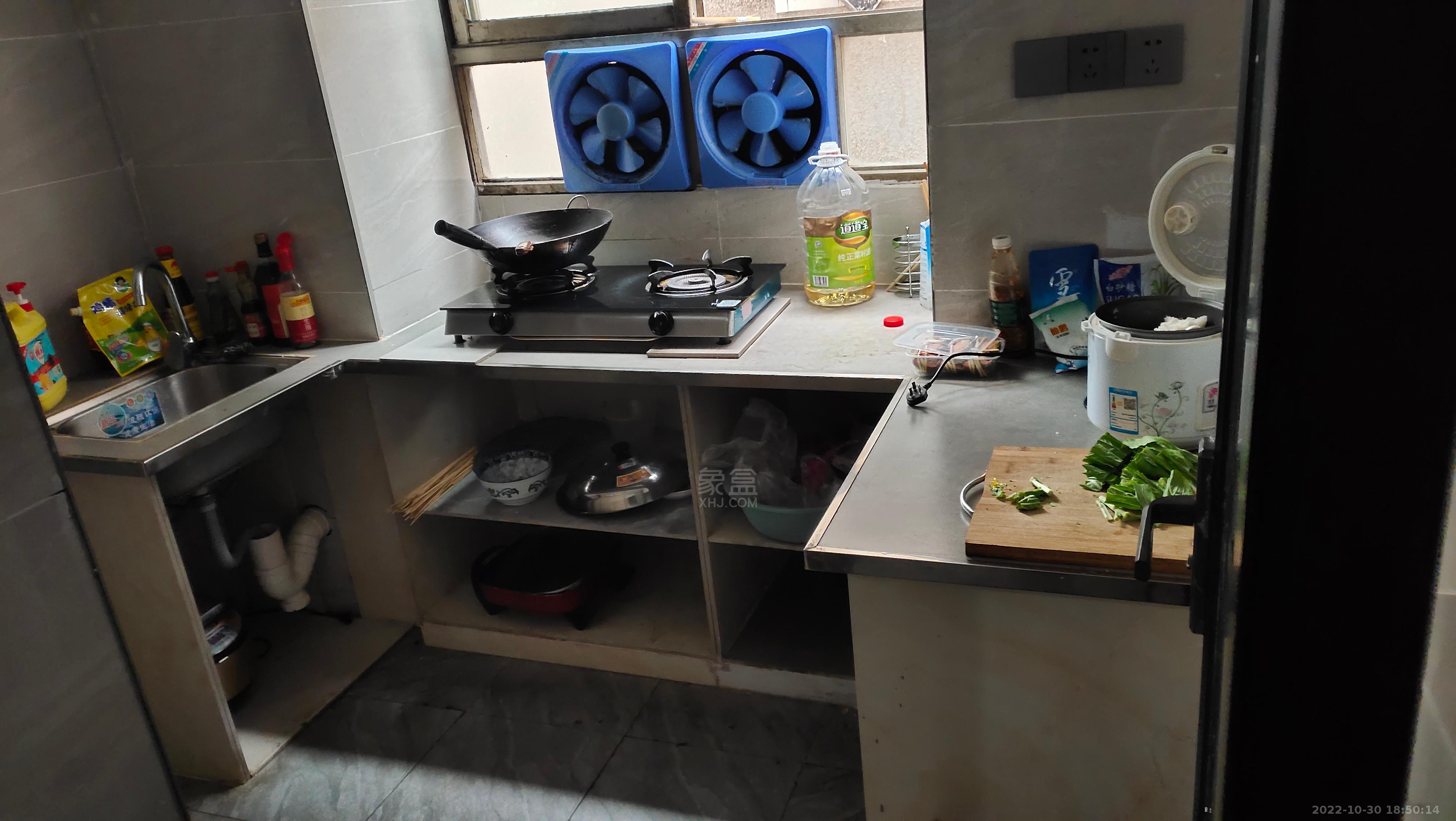 荷塘铺乡散盘  1室1厅1卫   700.00元/月室内图