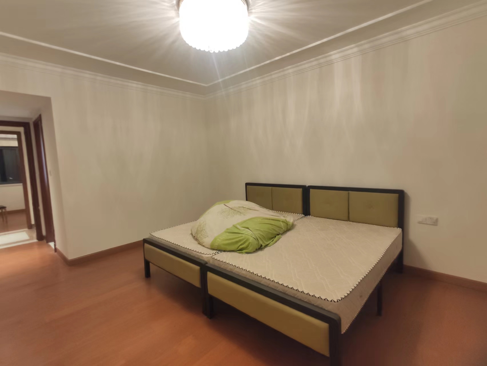 恒大华府 4室2厅2卫 170.00万 恒大华府 4室2厅2卫 170.00万室内图