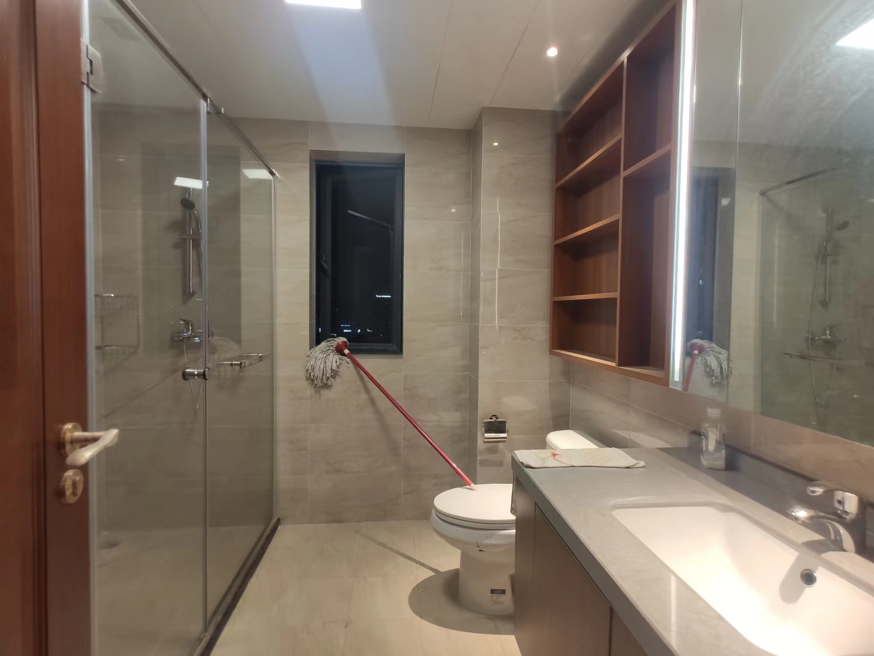 恒大华府 4室2厅2卫 170.00万 恒大华府 4室2厅2卫 170.00万室内图