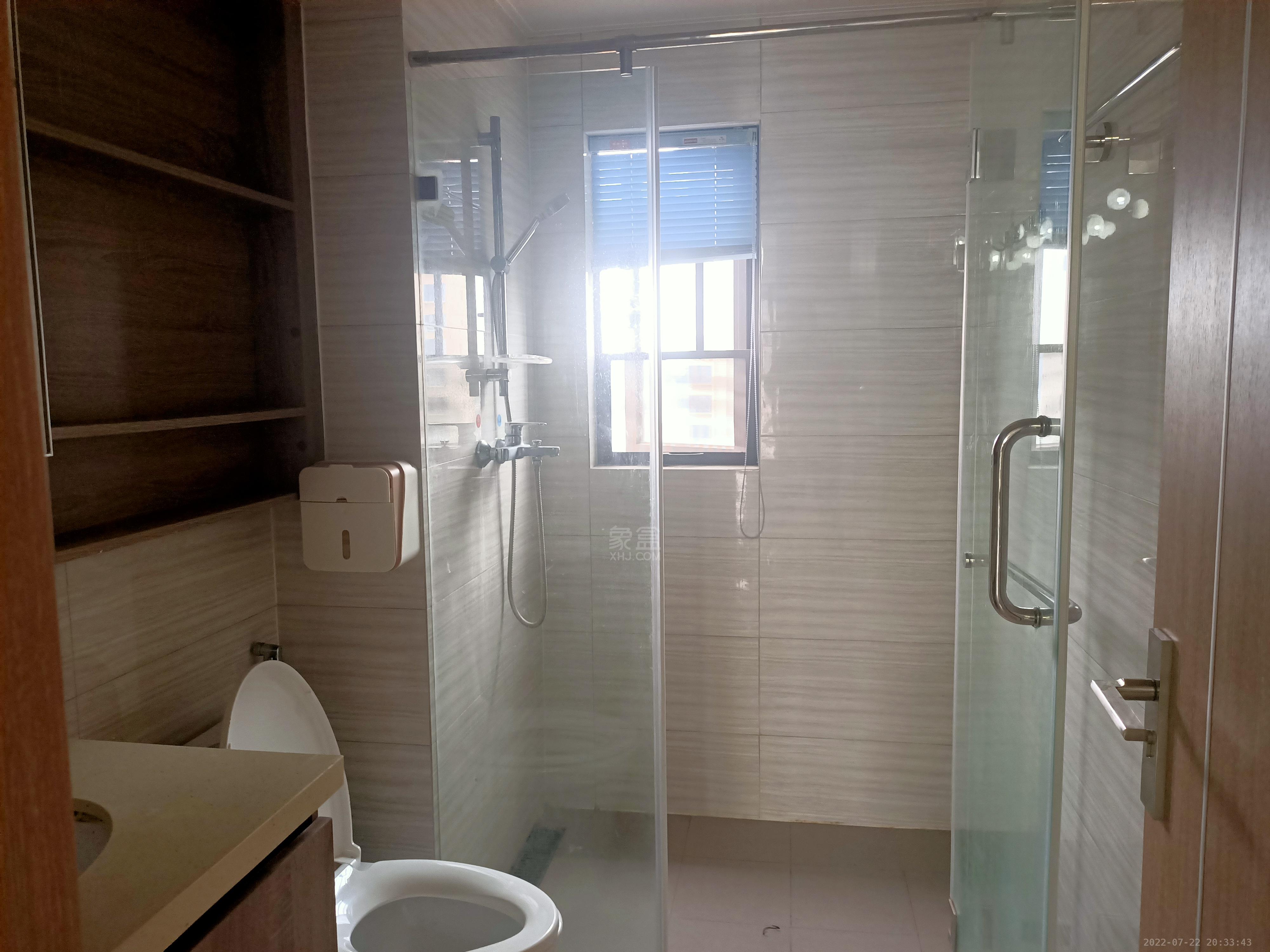 蓝溪谷 3室2厅2卫 112.0万 蓝溪谷 3室2厅2卫 112.0万室内图