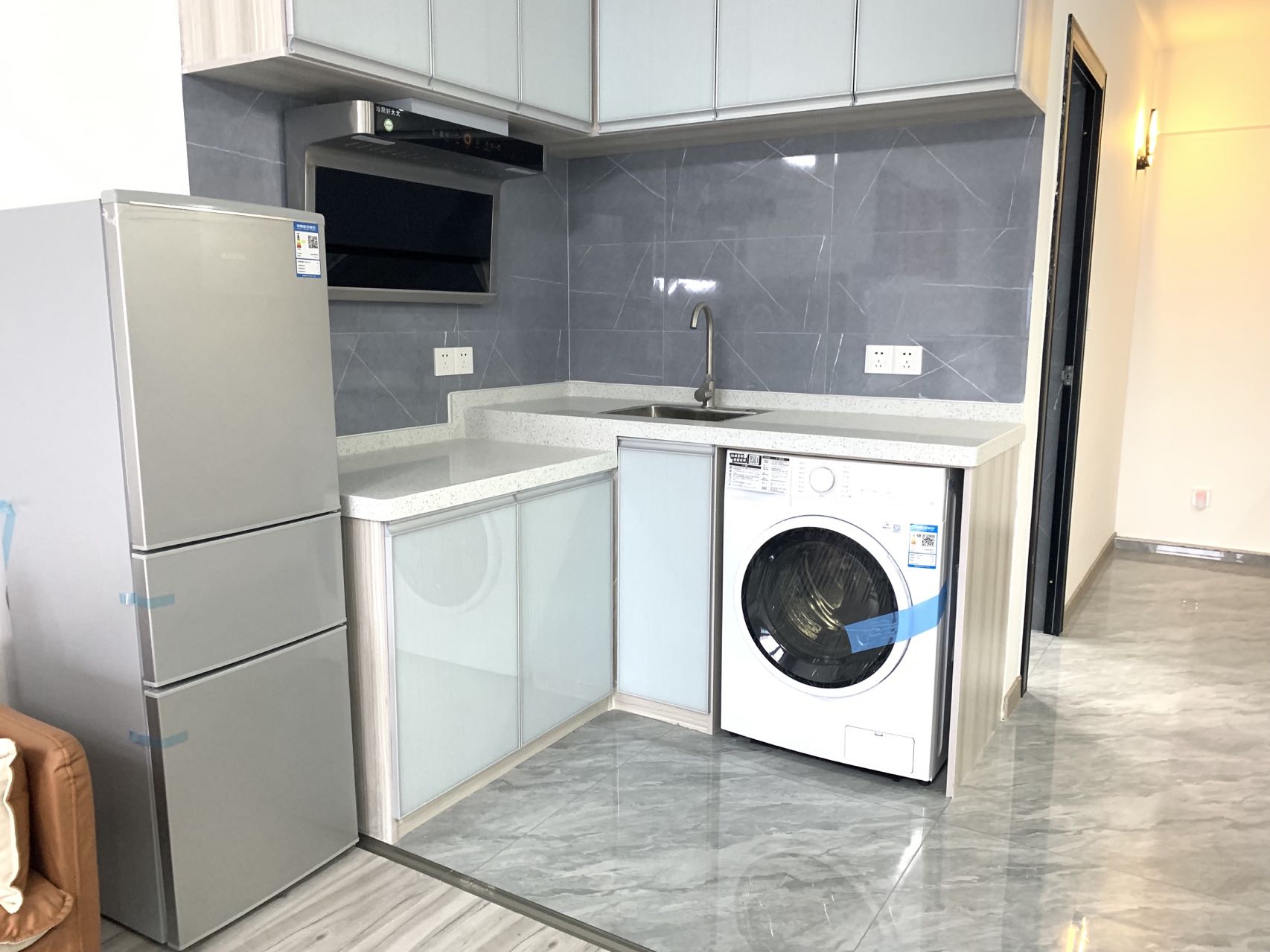 恒大滨河左岸  1室1厅1卫   1700.00元/月室内图