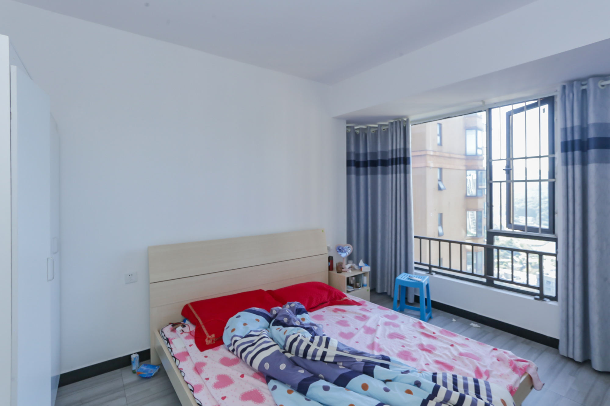 中一九骏（枫桥苑）  3室2厅1卫    95.0万卧室