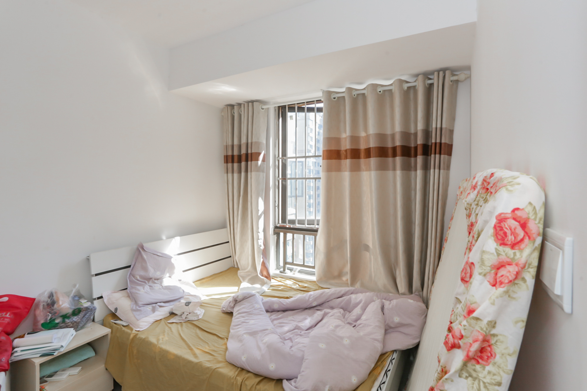 中一九骏（枫桥苑）  3室2厅1卫    95.0万卧室